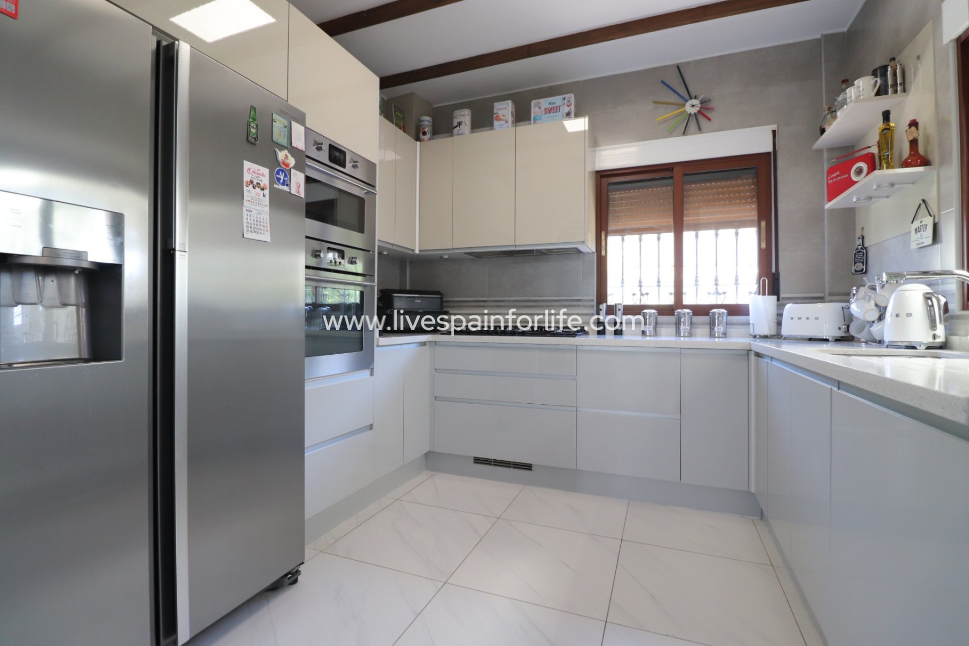 Resale - Villa (detached) -
Formentera Del Segura - Fincas de La Vega