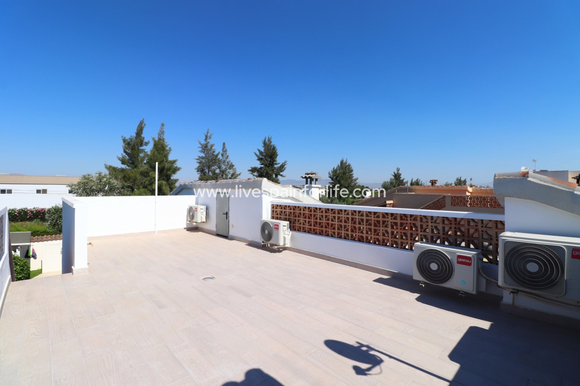 Resale - Villa (detached) -
Formentera Del Segura - Fincas de La Vega