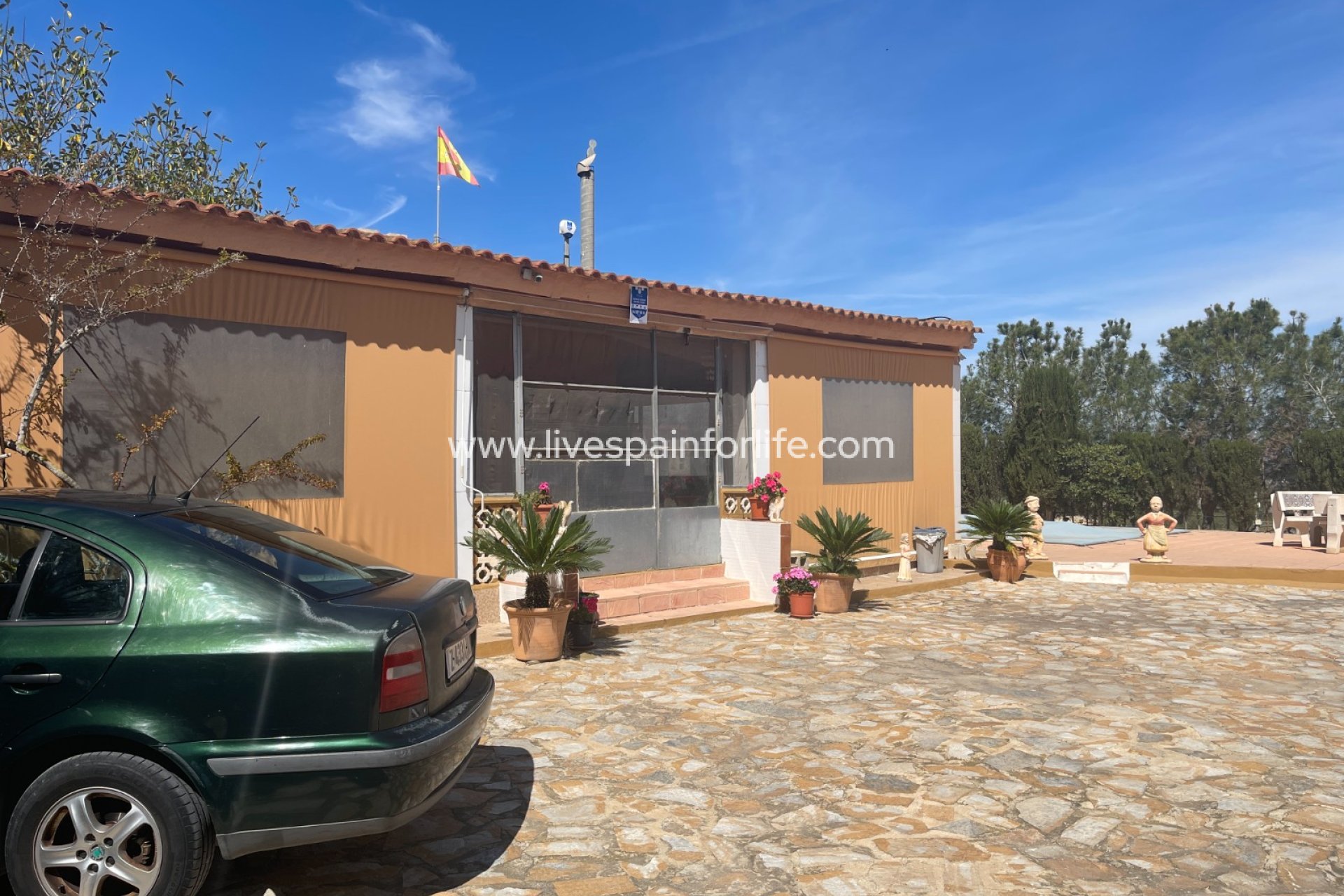 Resale - Villa (detached) -
Guardamar del Segura - Valencian Community