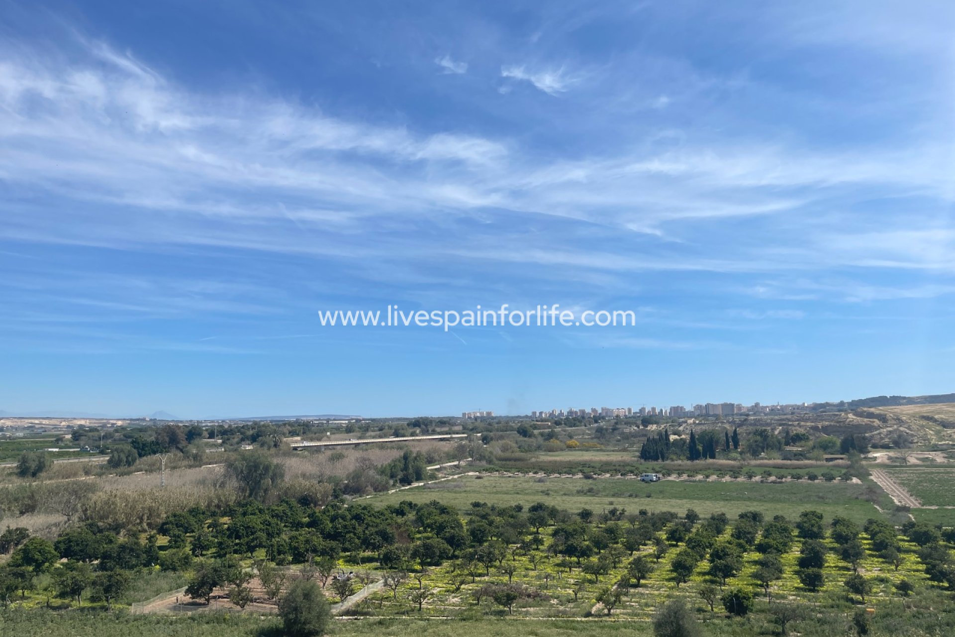 Resale - Villa (detached) -
Guardamar del Segura - Valencian Community