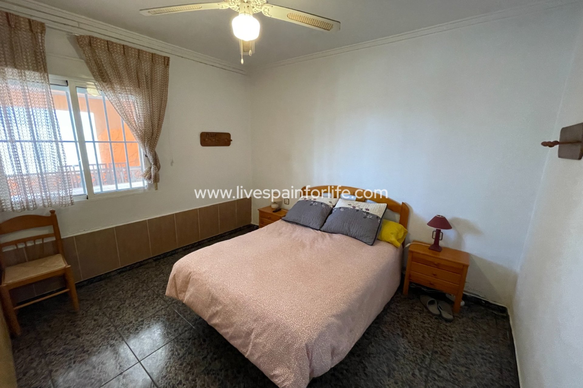 Resale - Villa (detached) -
Guardamar del Segura - Valencian Community