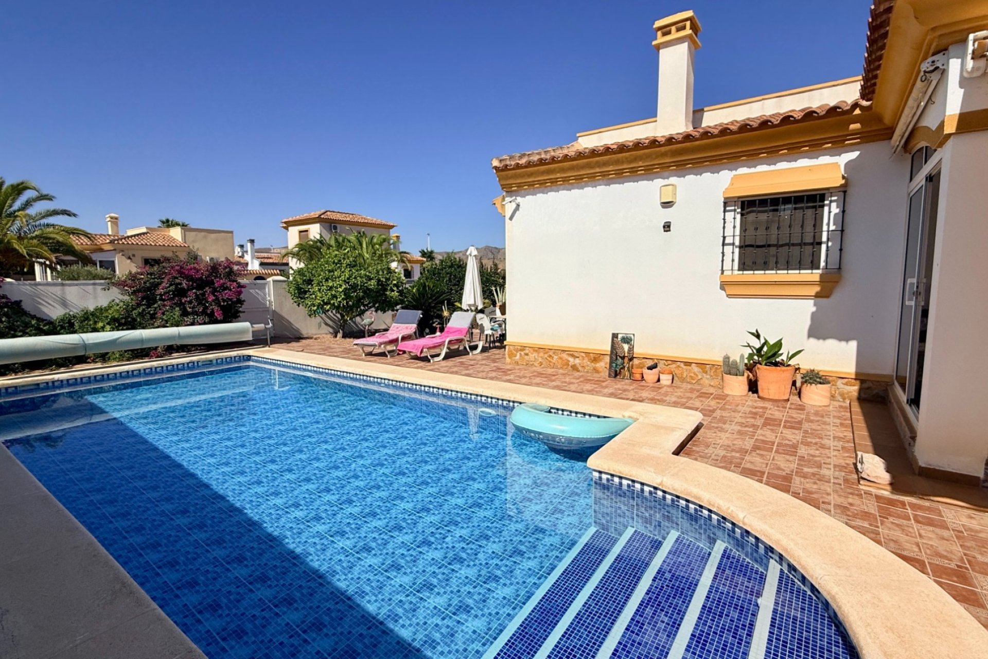Resale - Villa (detached) -
Hondon De Las Nieves