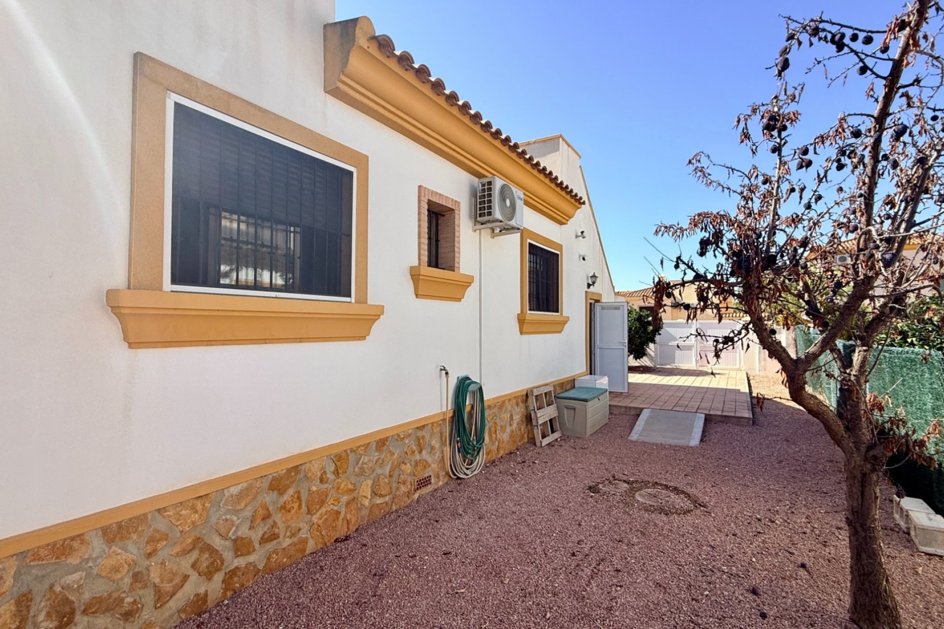 Resale - Villa (detached) -
Hondon De Las Nieves