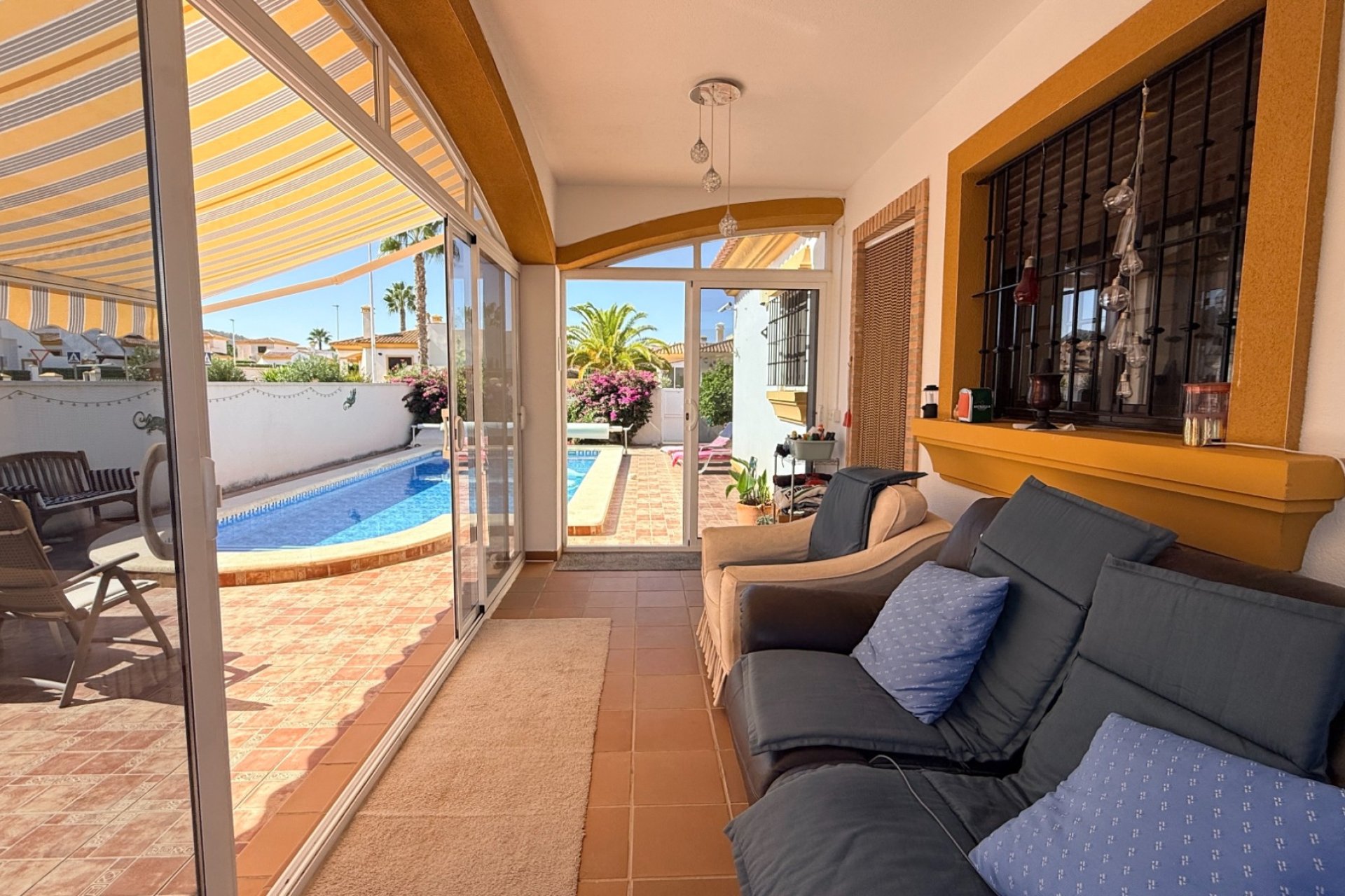 Resale - Villa (detached) -
Hondon De Las Nieves