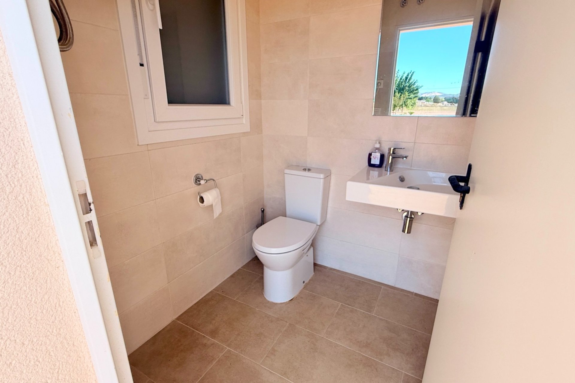 Resale - Villa (detached) -
Hondon De Las Nieves