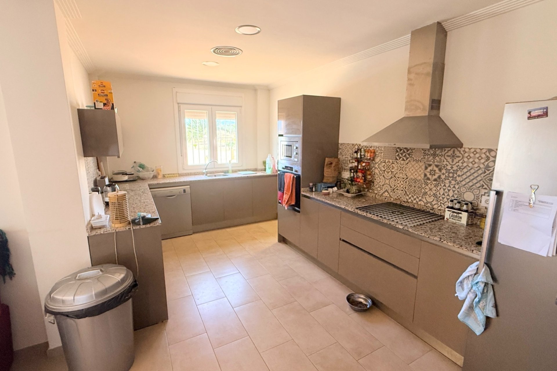 Resale - Villa (detached) -
Hondon De Las Nieves