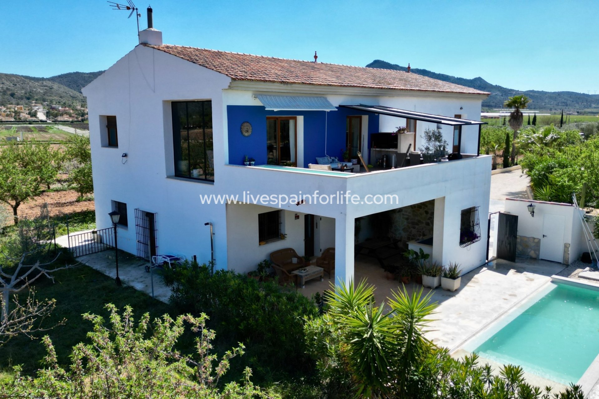 Resale - Villa (detached) -
Hondon De Las Nieves