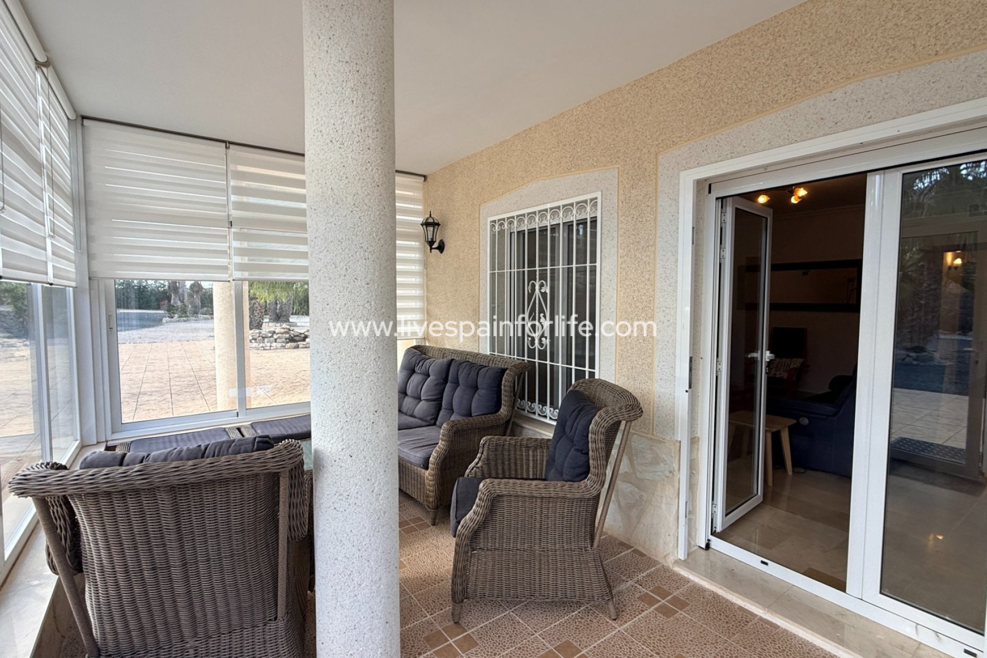 Resale - Villa (detached) -
Hondon De Las Nieves