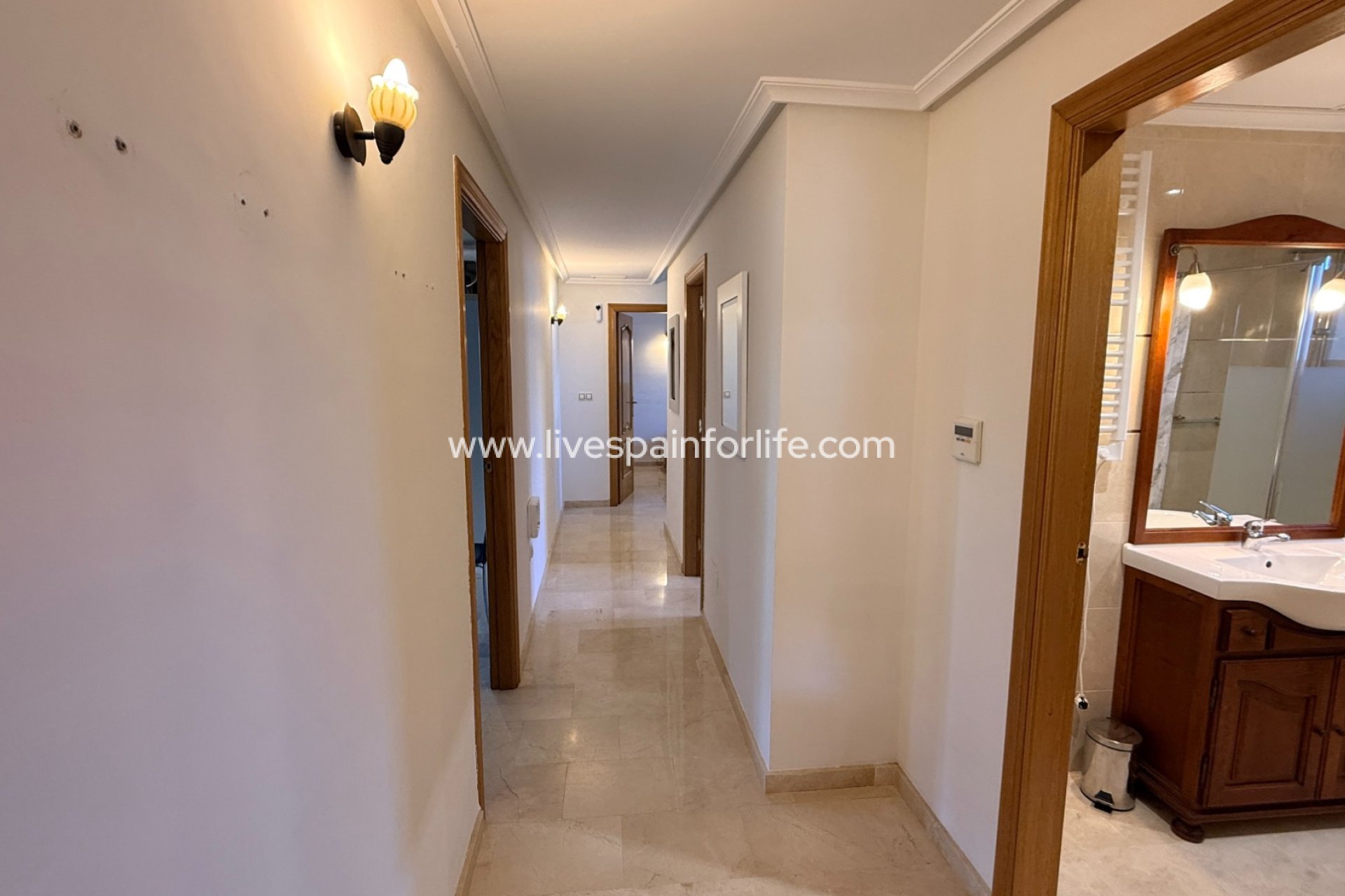 Resale - Villa (detached) -
Hondon De Las Nieves