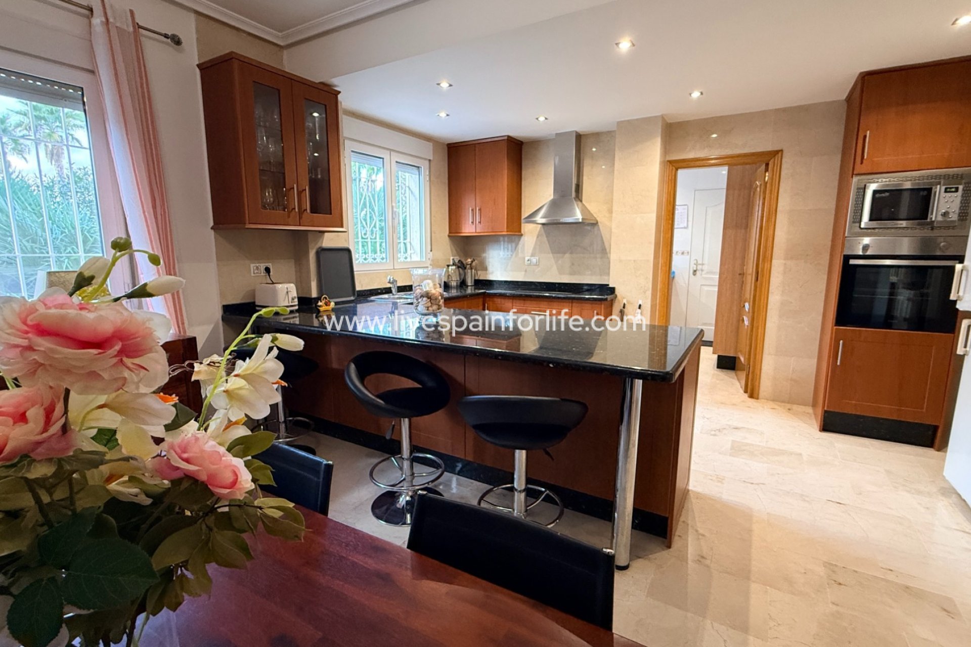 Resale - Villa (detached) -
Hondon De Las Nieves