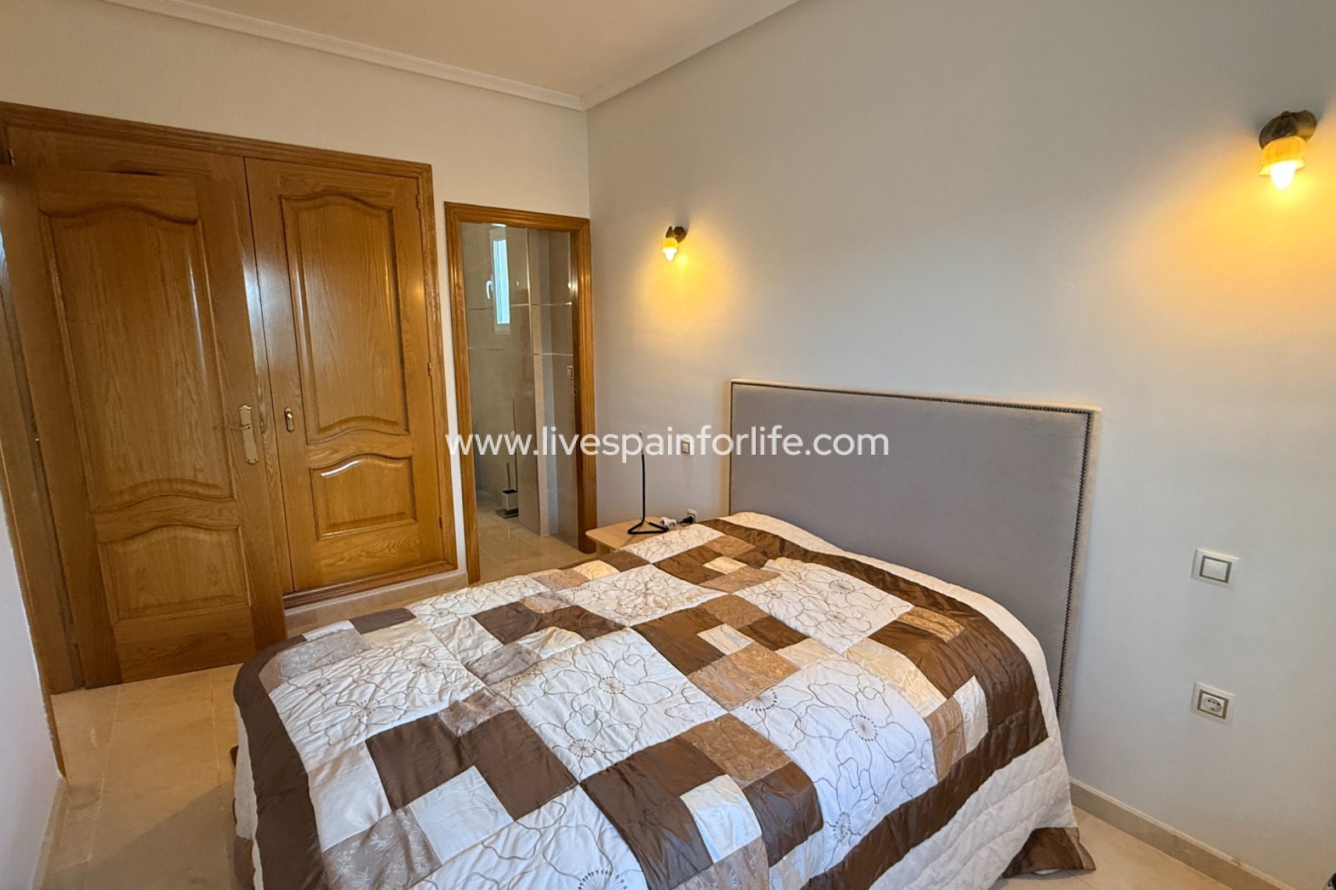 Resale - Villa (detached) -
Hondon De Las Nieves