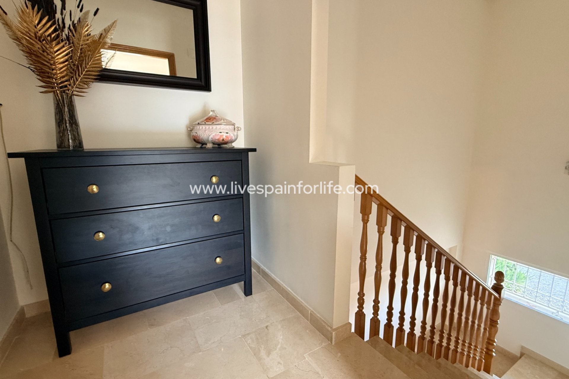 Resale - Villa (detached) -
Hondon De Las Nieves