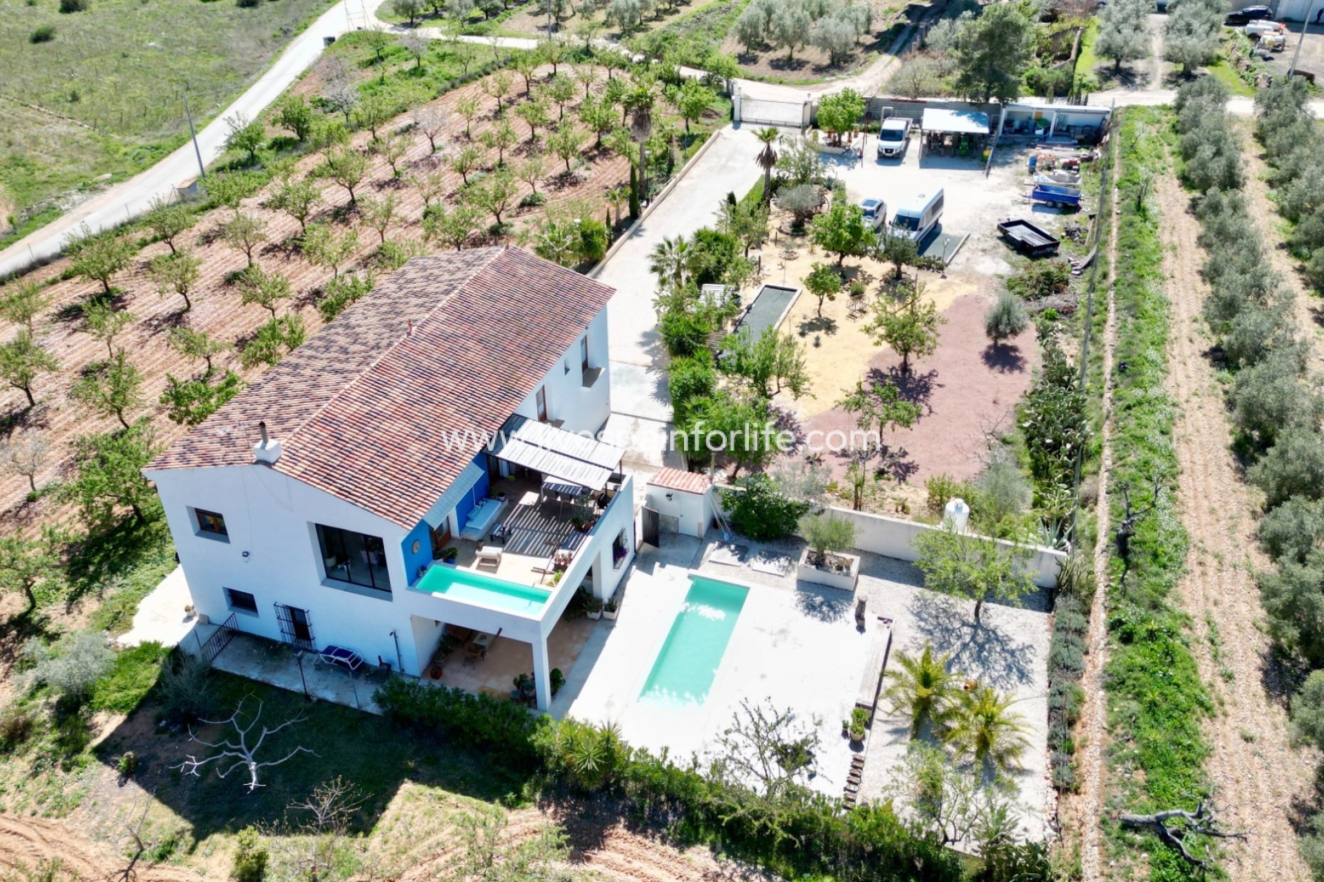 Resale - Villa (detached) -
Hondon De Las Nieves