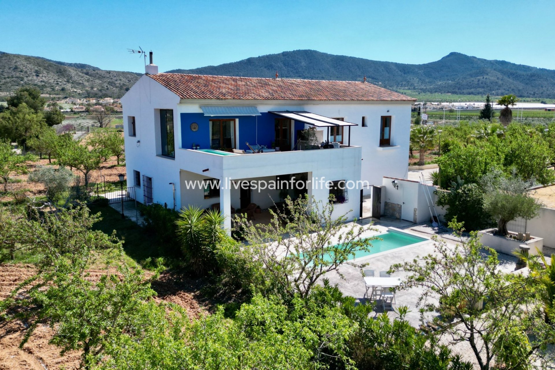 Resale - Villa (detached) -
Hondon De Las Nieves