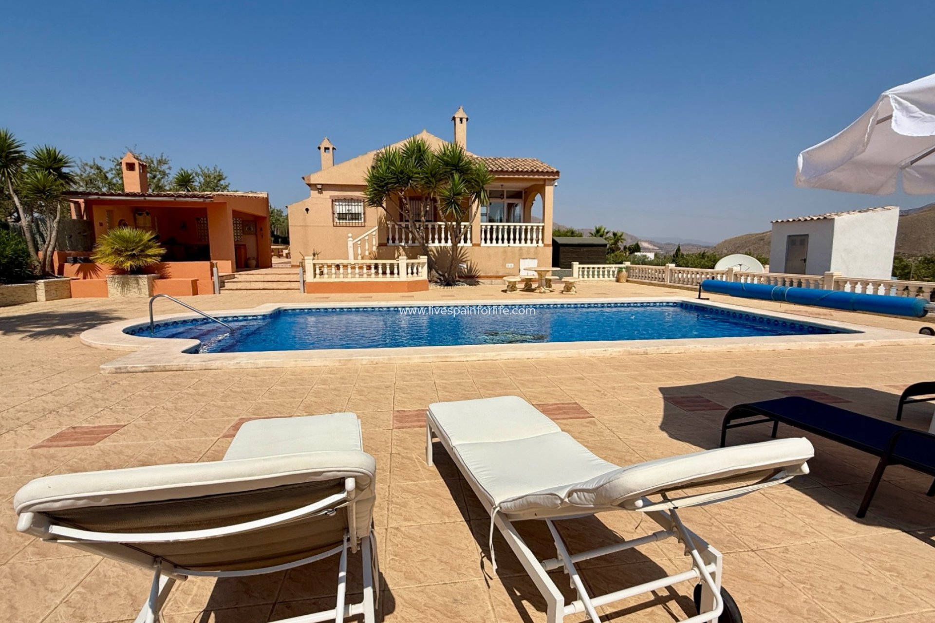 Resale - Villa (detached) -
Hondon De Los Frailes