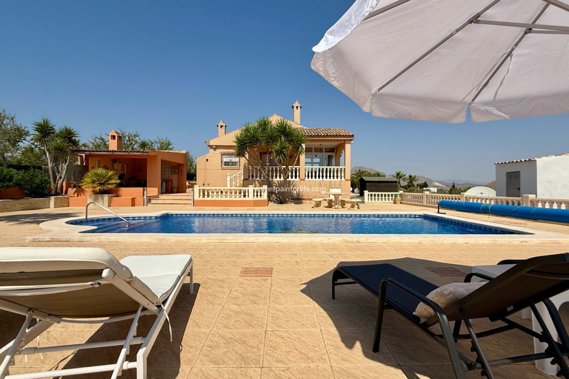 Resale - Villa (detached) -
Hondon De Los Frailes
