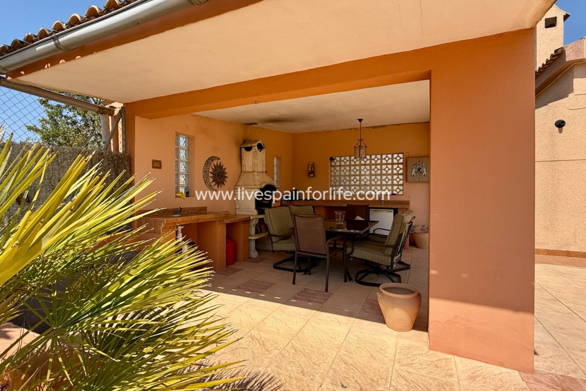 Resale - Villa (detached) -
Hondon De Los Frailes