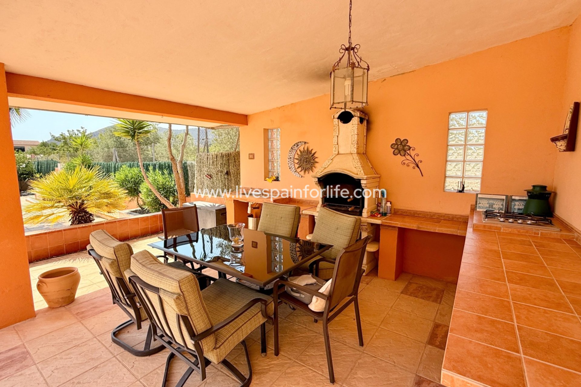 Resale - Villa (detached) -
Hondon De Los Frailes