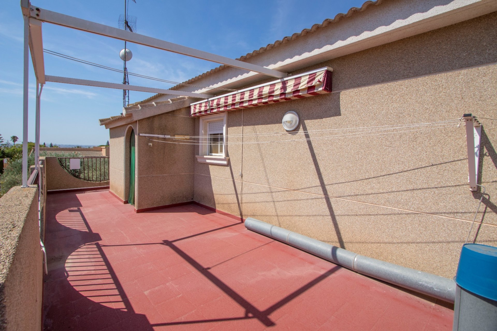 Resale - Villa (detached) -
La Marina