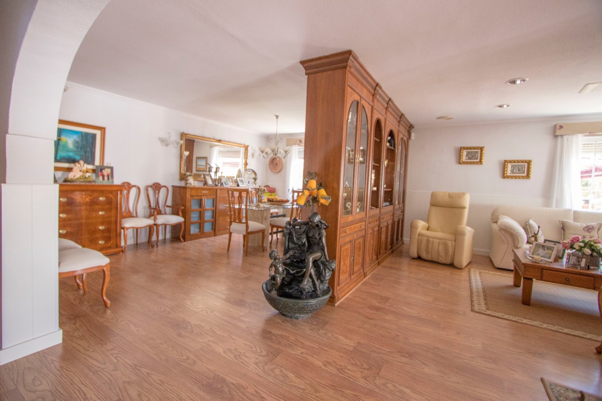 Resale - Villa (detached) -
La Marina