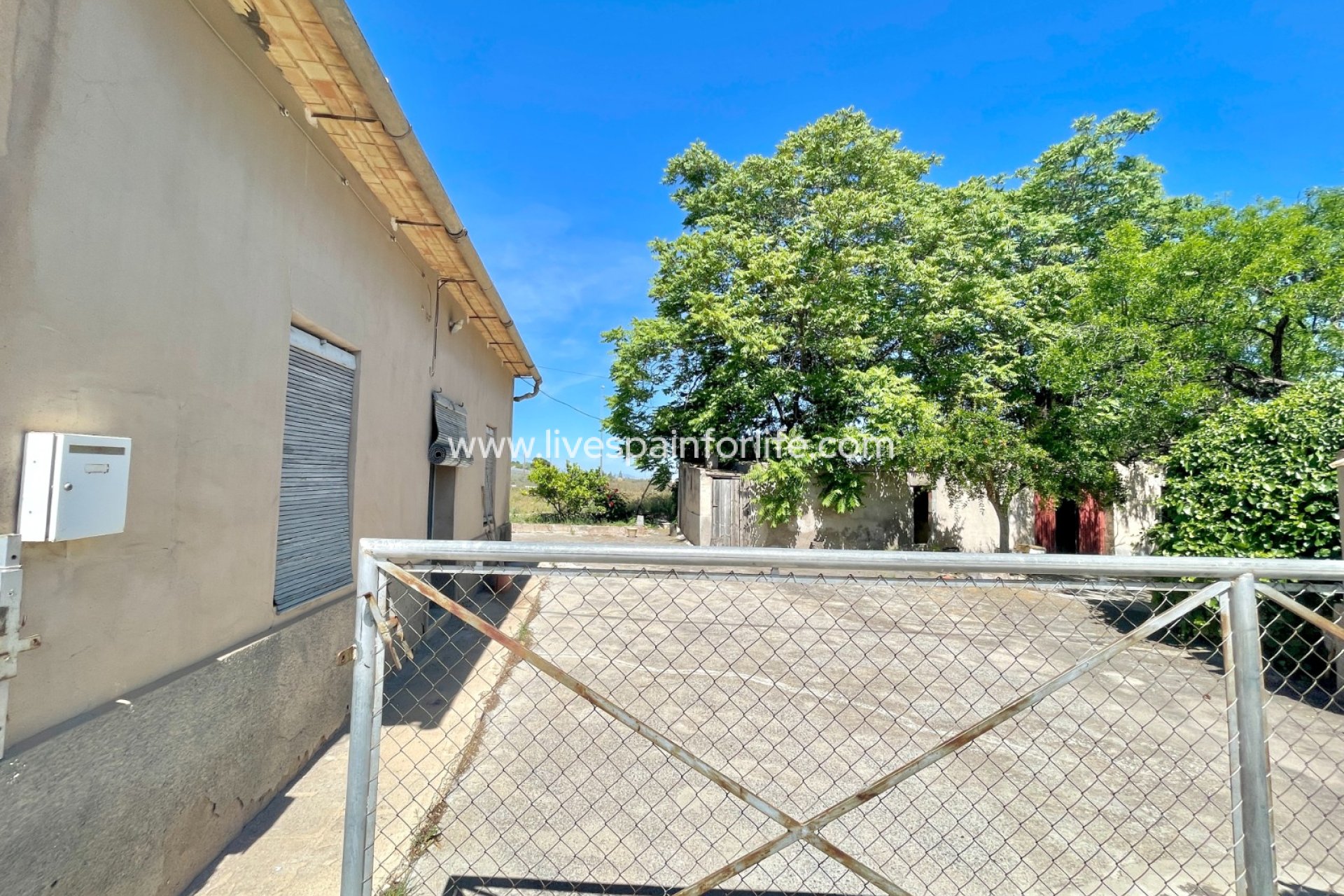 Resale - Villa (detached) -
La Romana - Villas de la Romana