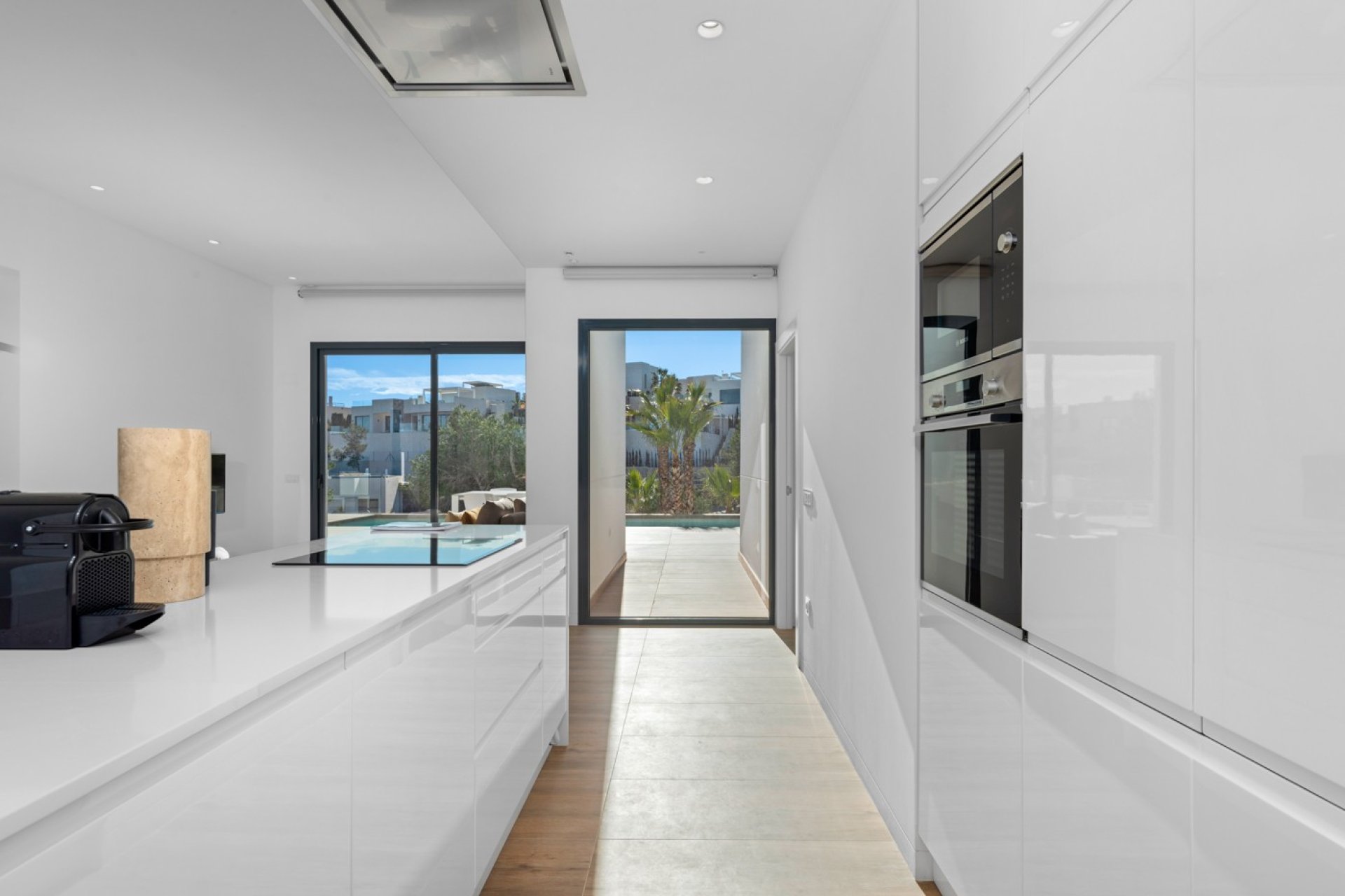 Resale - Villa (detached) -
Las Colinas Golf Resort - Las Colinas Golf