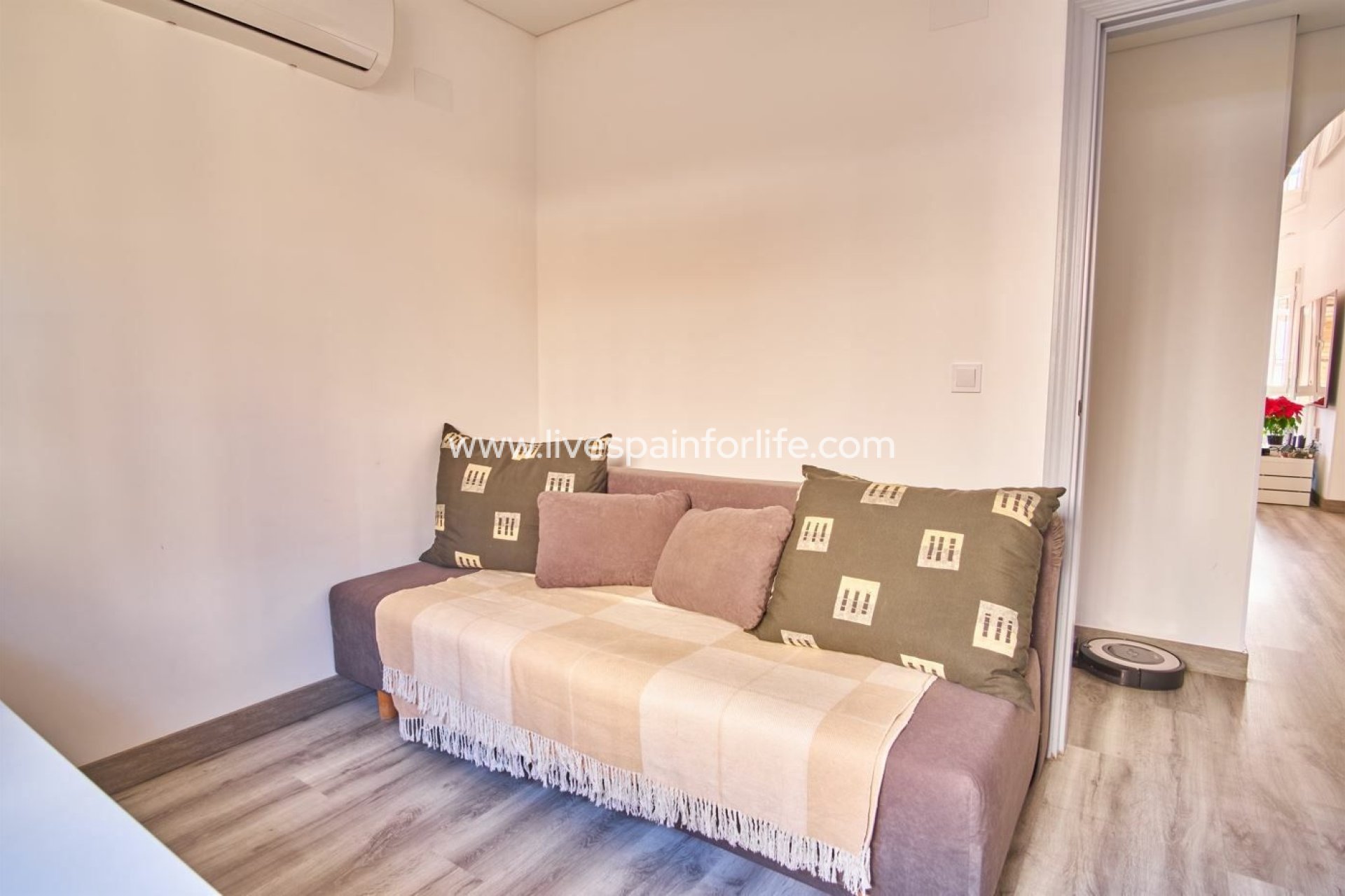 Resale - Villa (detached) -
Los Montesinos - La Herrada