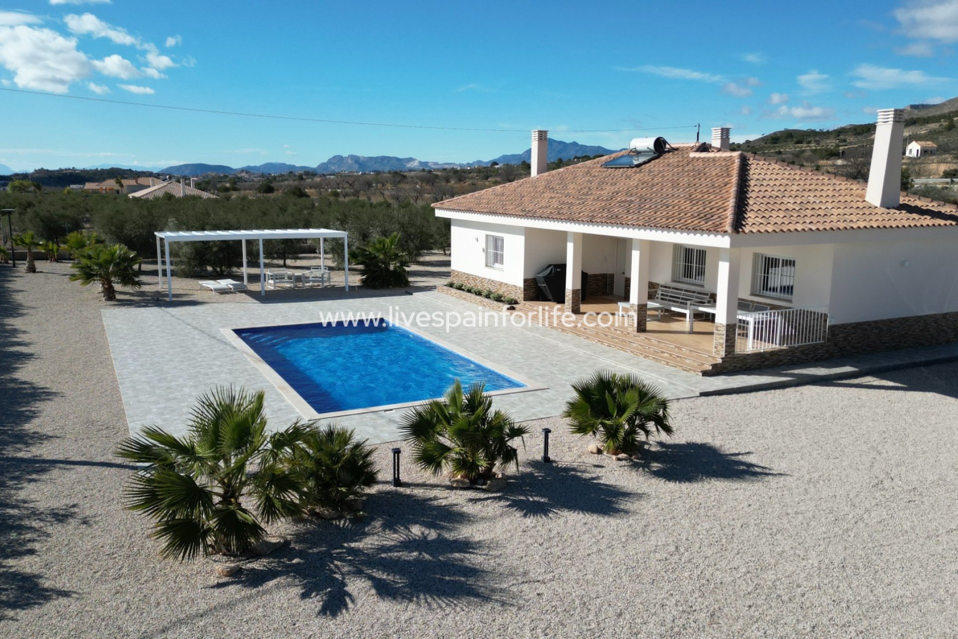 Resale - Villa (detached) -
Macisvenda