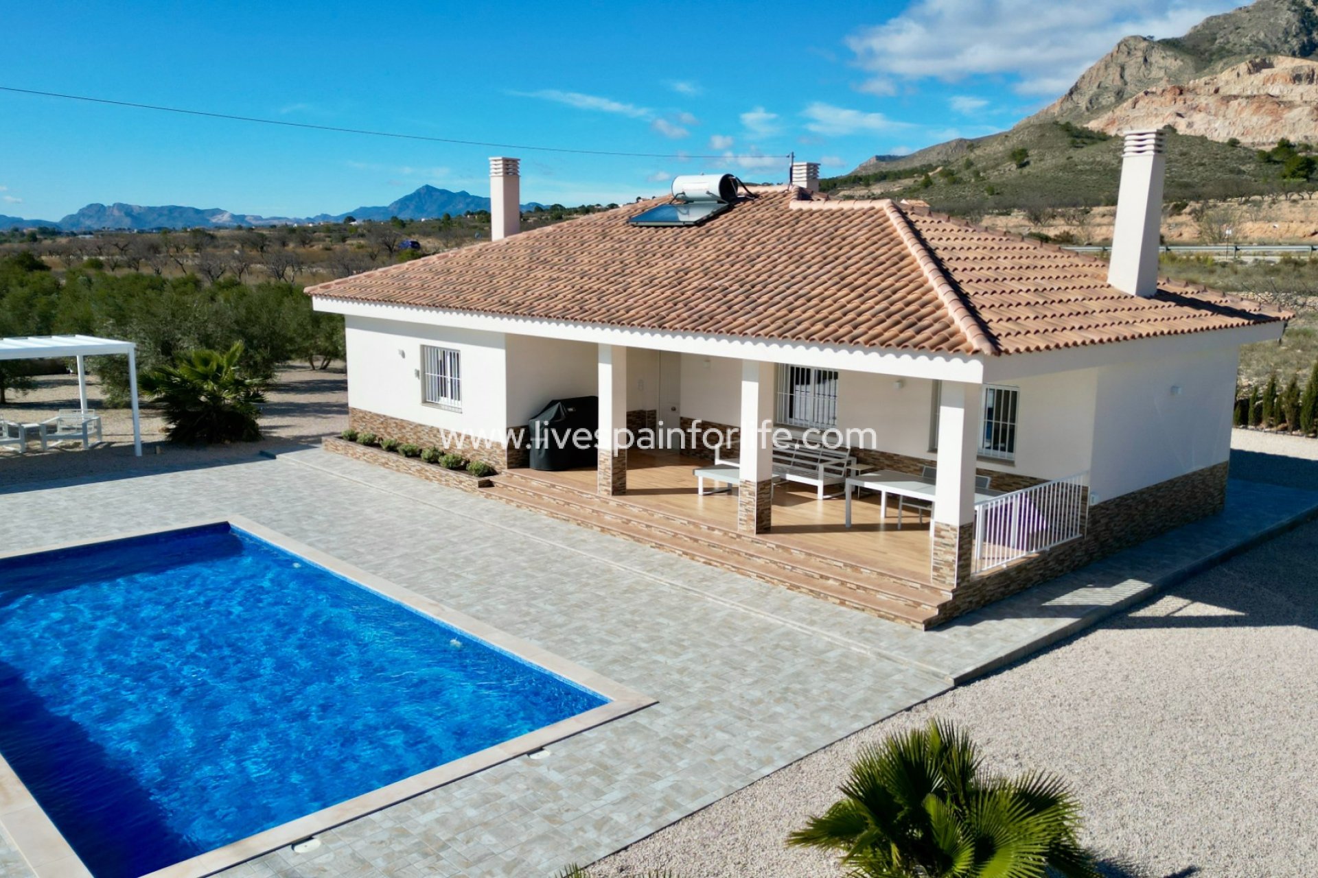 Resale - Villa (detached) -
Macisvenda