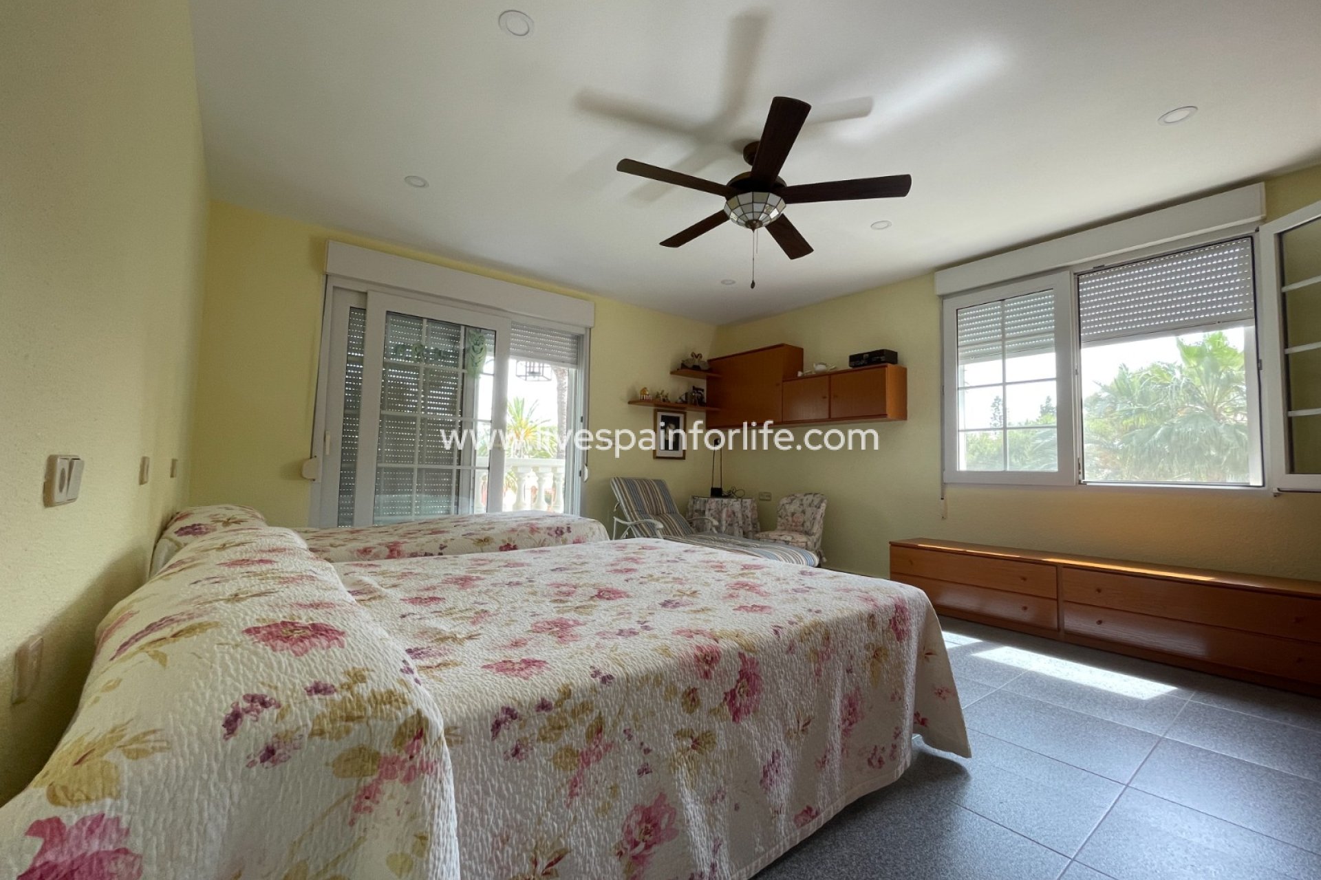 Resale - Villa (detached) -
Orihuela Costa - Cabo Roig