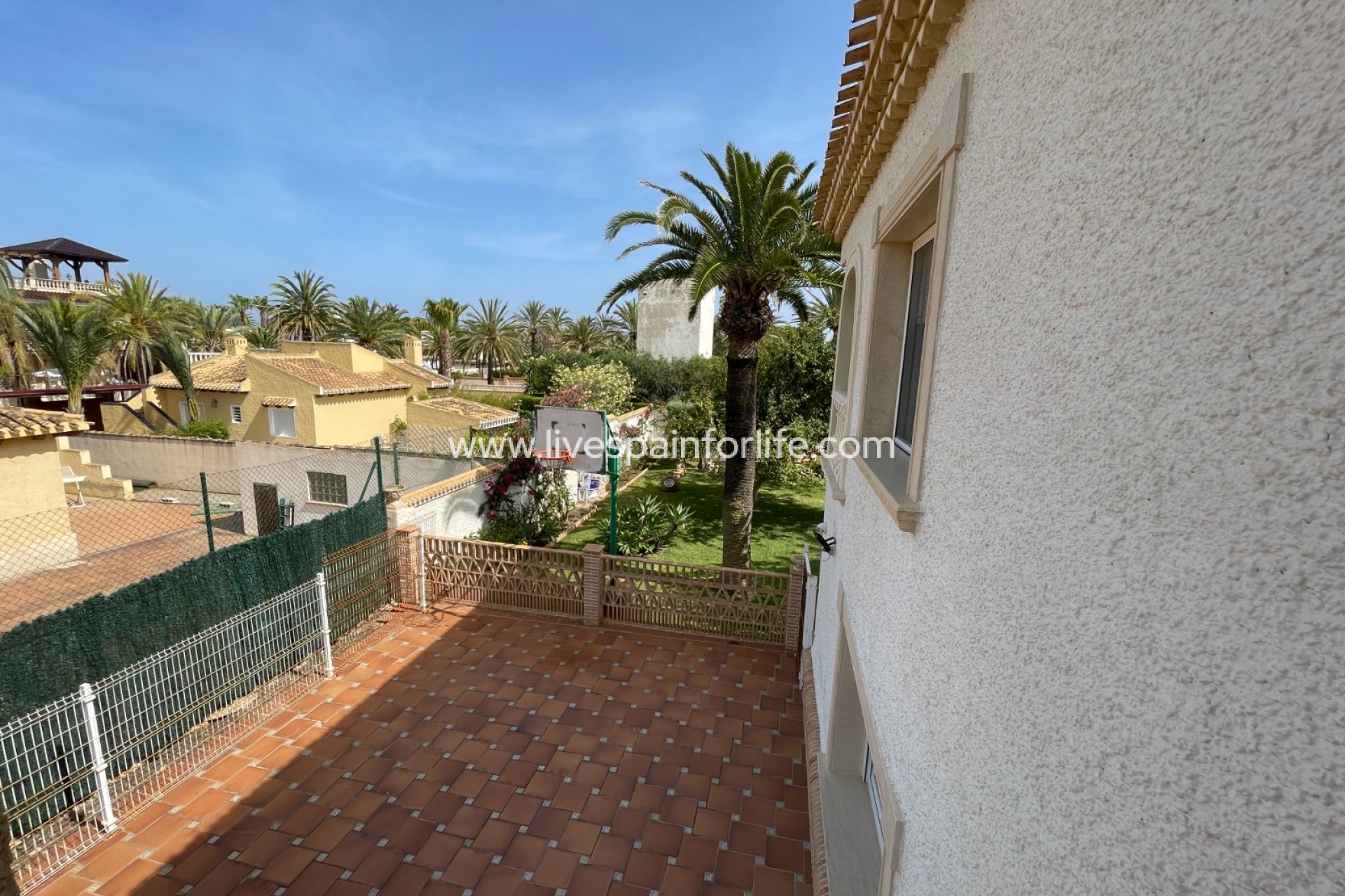 Resale - Villa (detached) -
Orihuela Costa - Cabo Roig