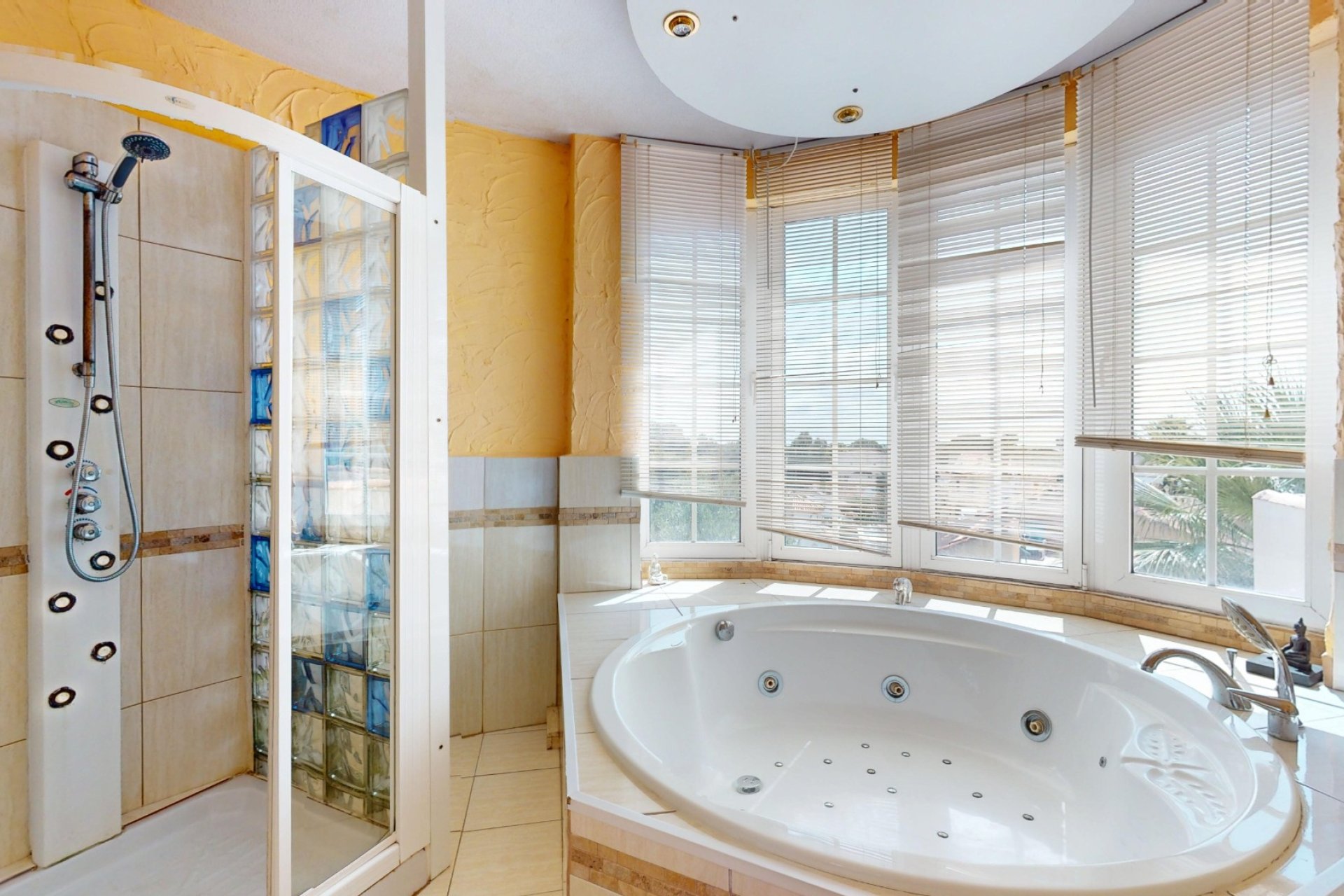 Resale - Villa (detached) -
Orihuela Costa - La Zenia