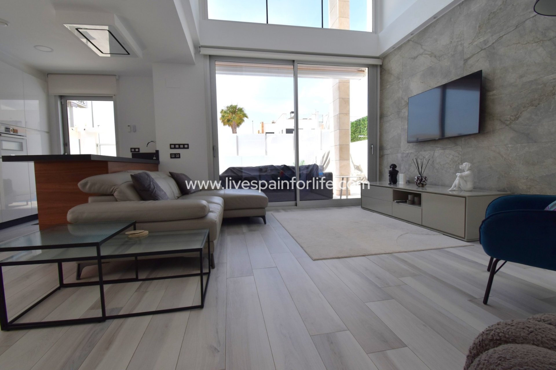 Resale - Villa (detached) -
Orihuela Costa - Lomas de Cabo Roig