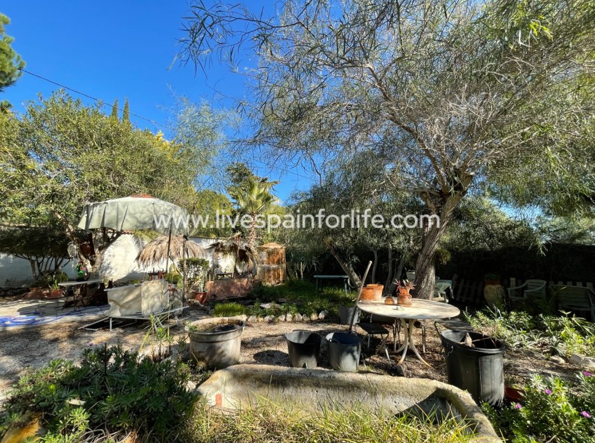 Resale - Villa (detached) -
Orihuela Costa - Lomas de Cabo Roig
