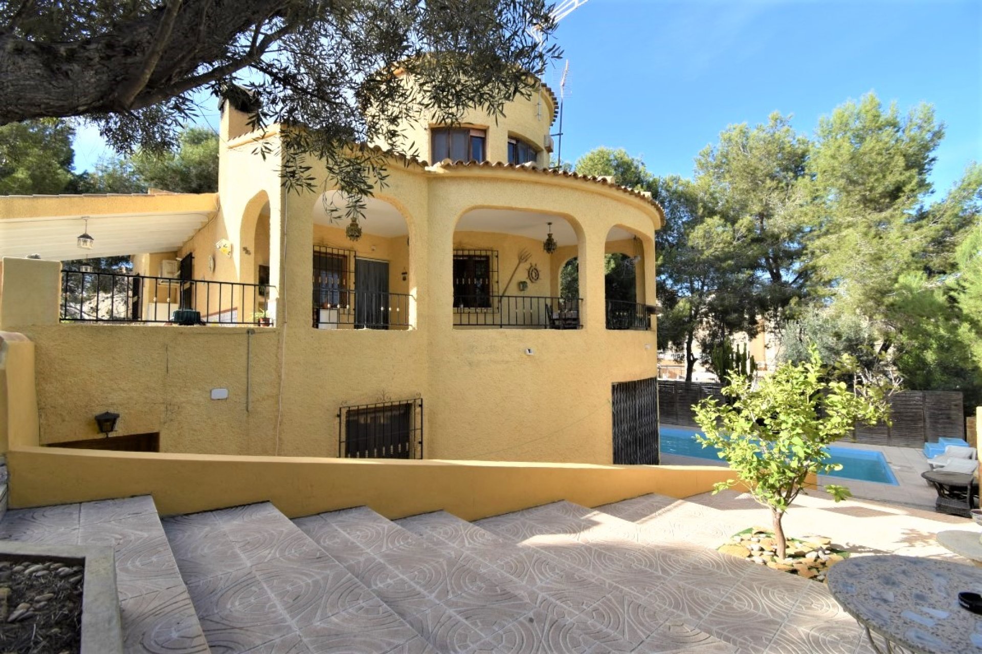 Resale - Villa (detached) -
Orihuela Costa - Villamartin