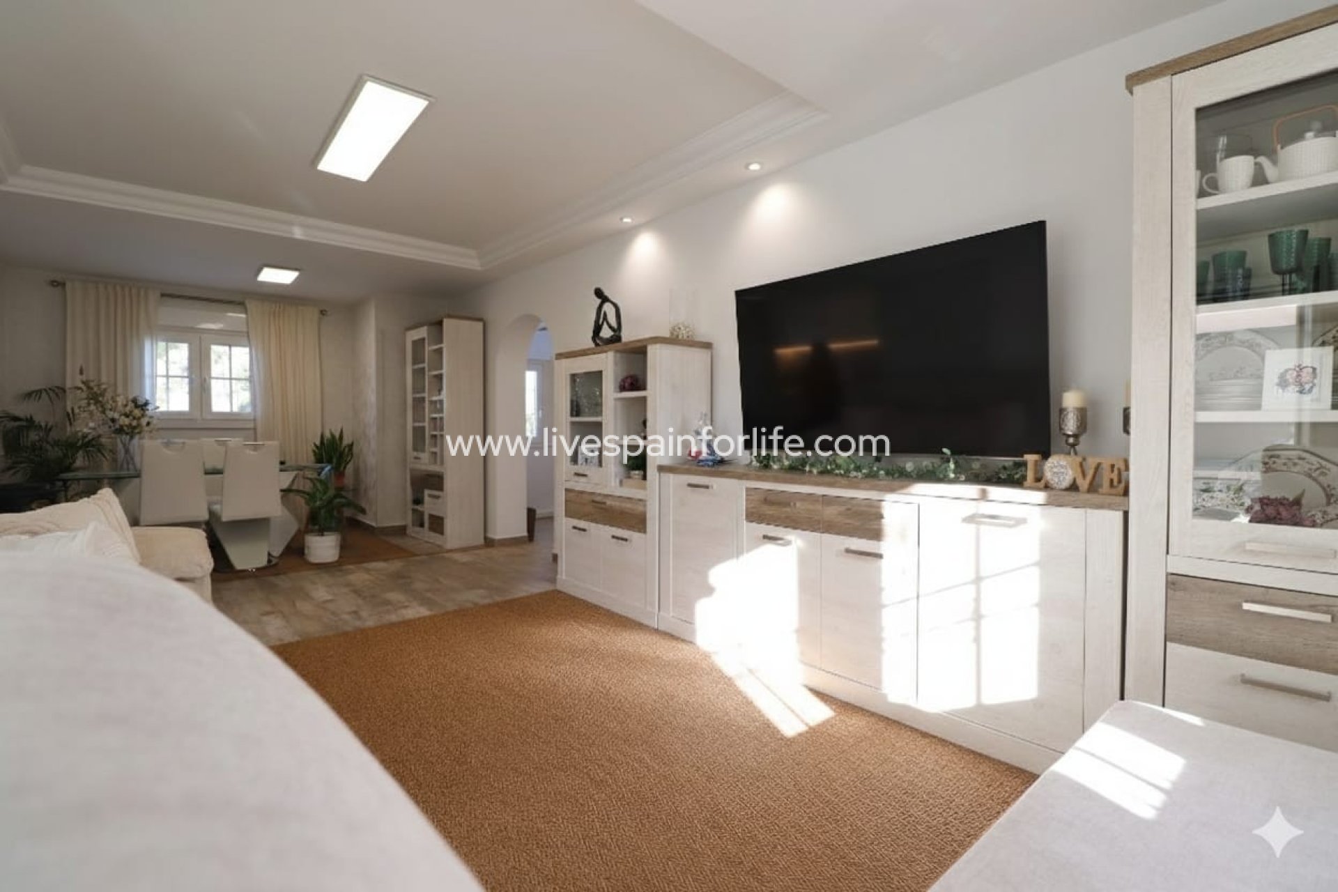 Resale - Villa (detached) -
Orihuela Costa - Villamartin