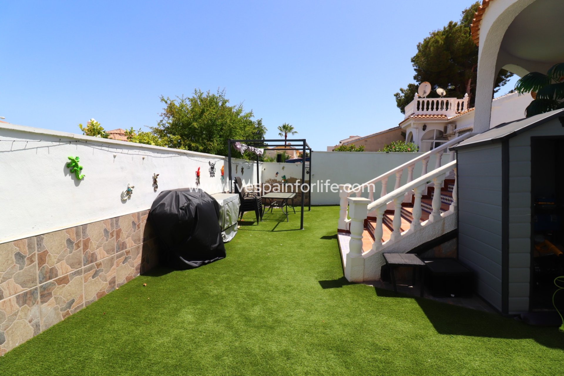 Resale - Villa (detached) -
Orihuela Costa - Villamartin
