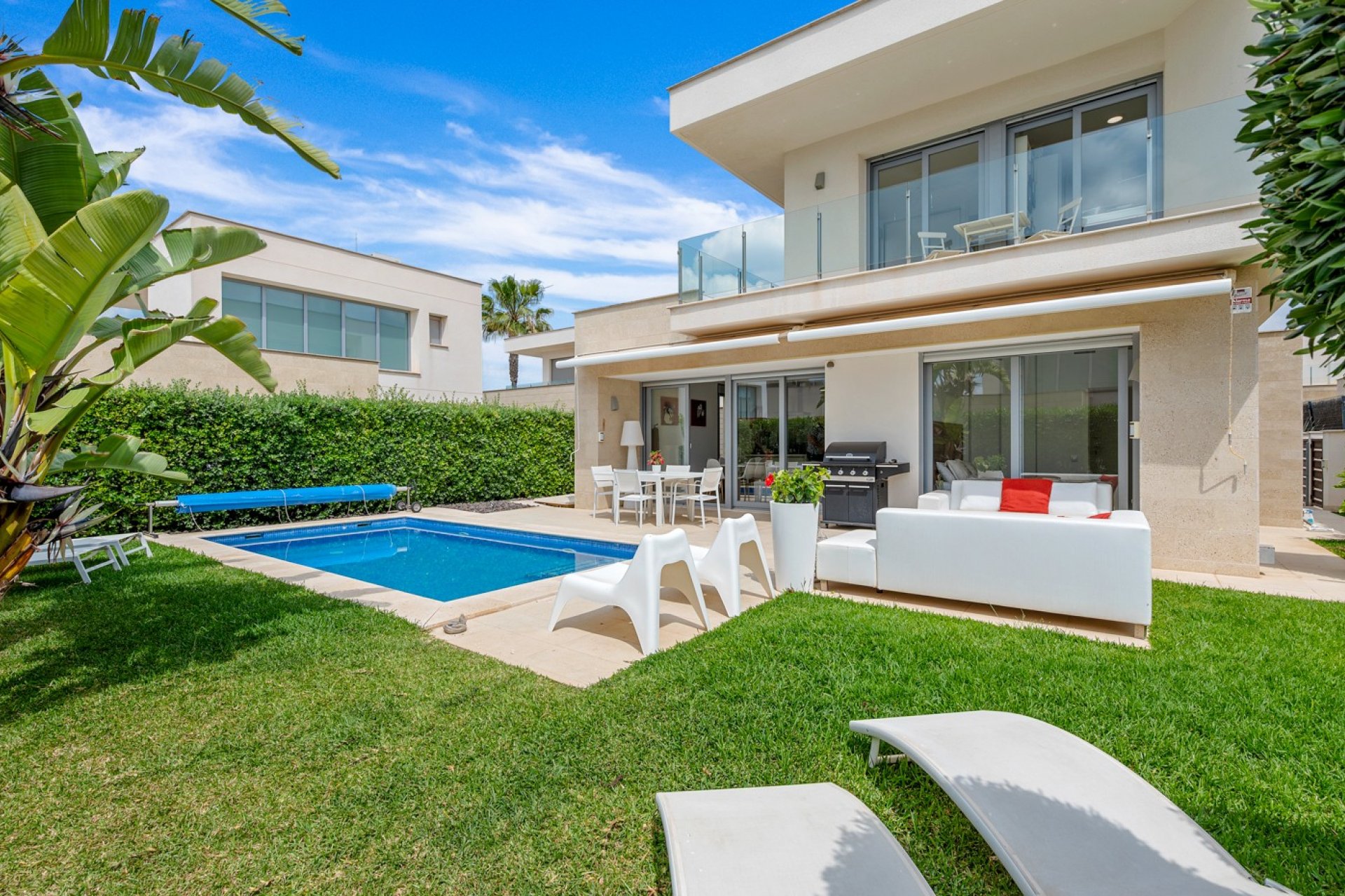 Resale - Villa (detached) -
Orihuela Costa - Vistabella Golf
