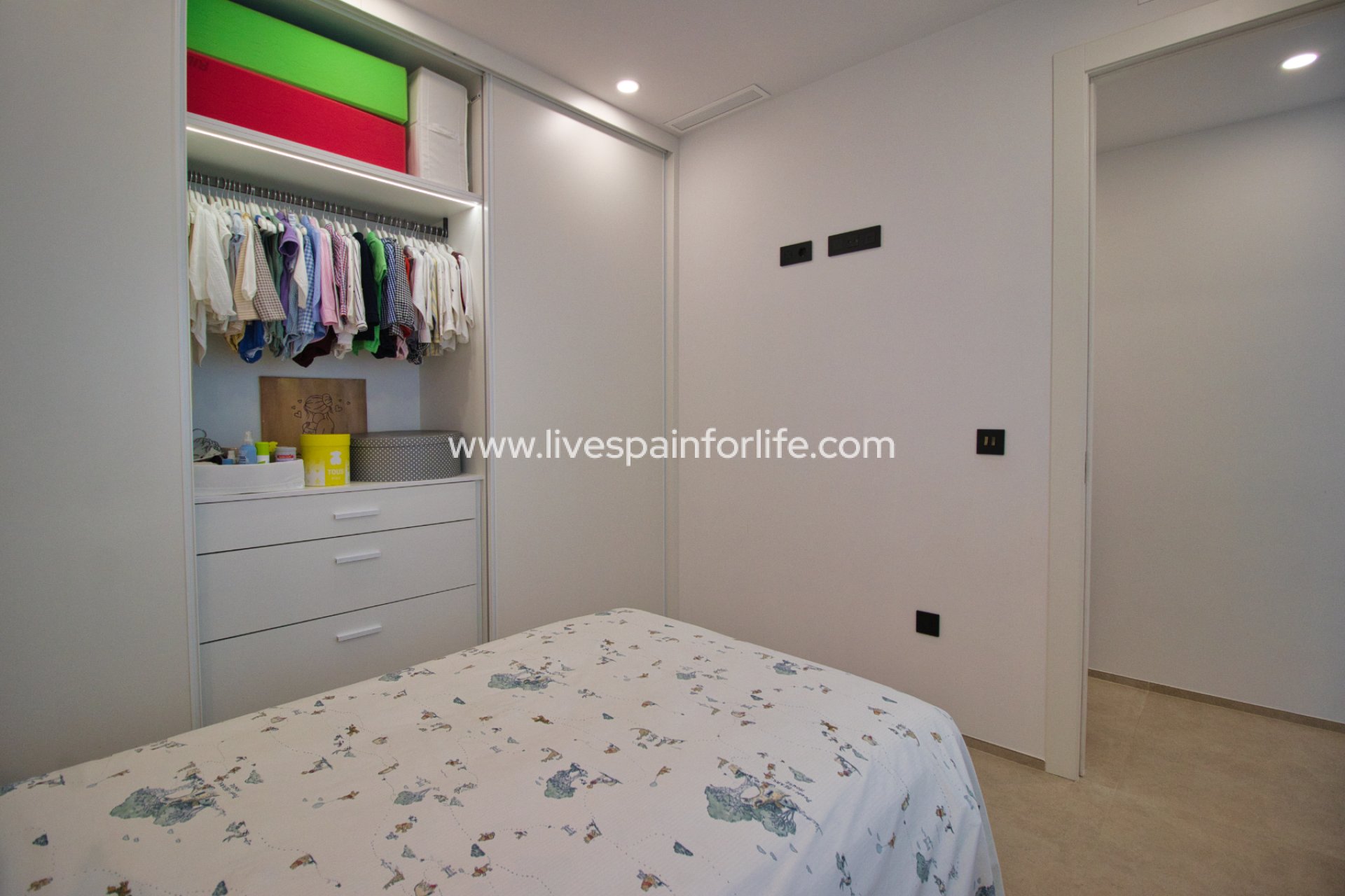 Resale - Villa (detached) -
Pilar de la Horadada