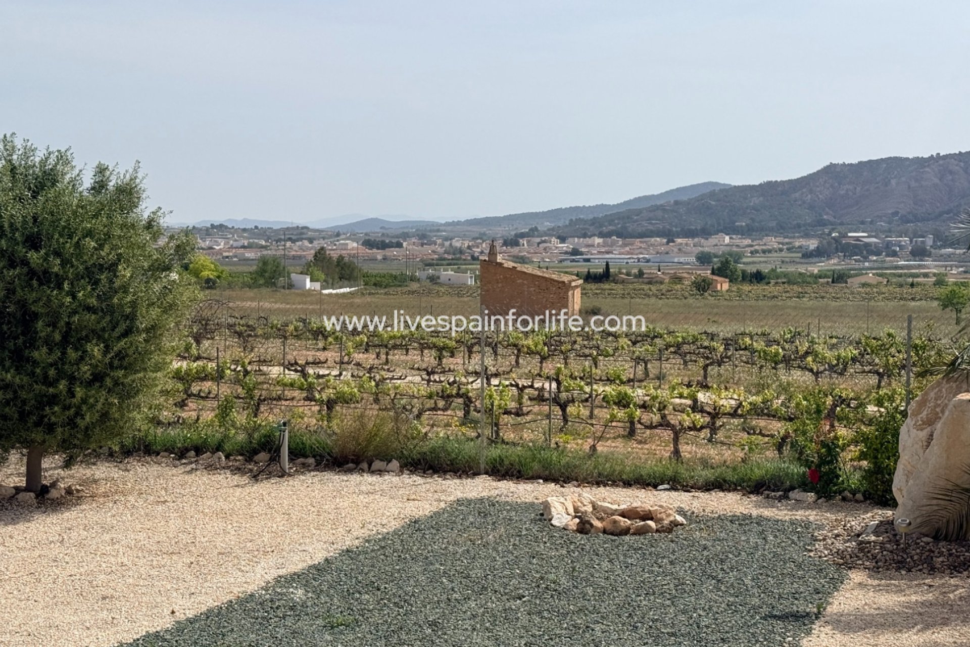 Resale - Villa (detached) -
Pinoso