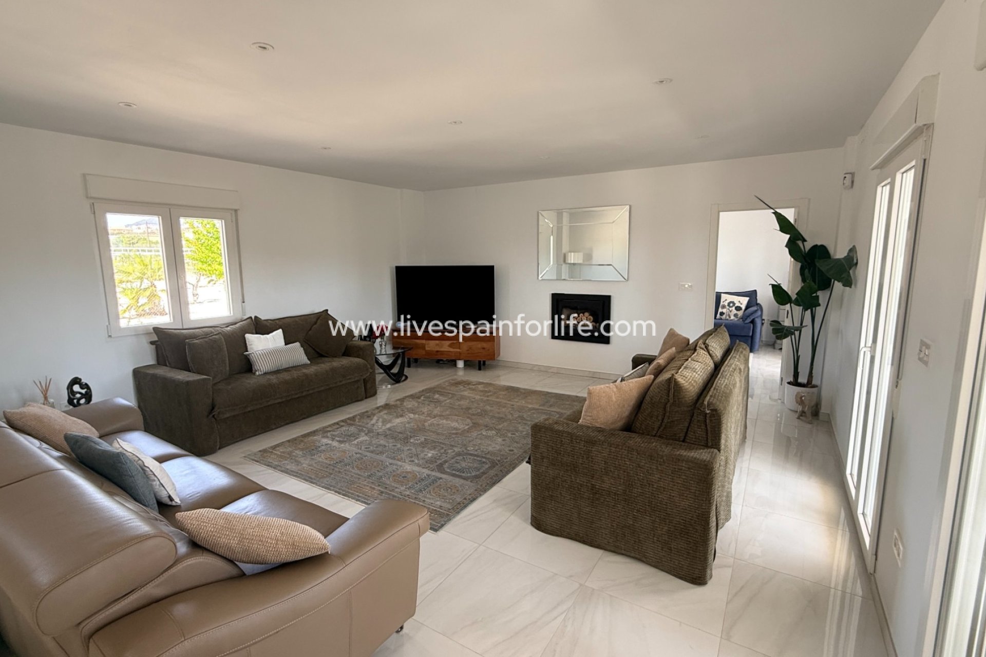 Resale - Villa (detached) -
Pinoso