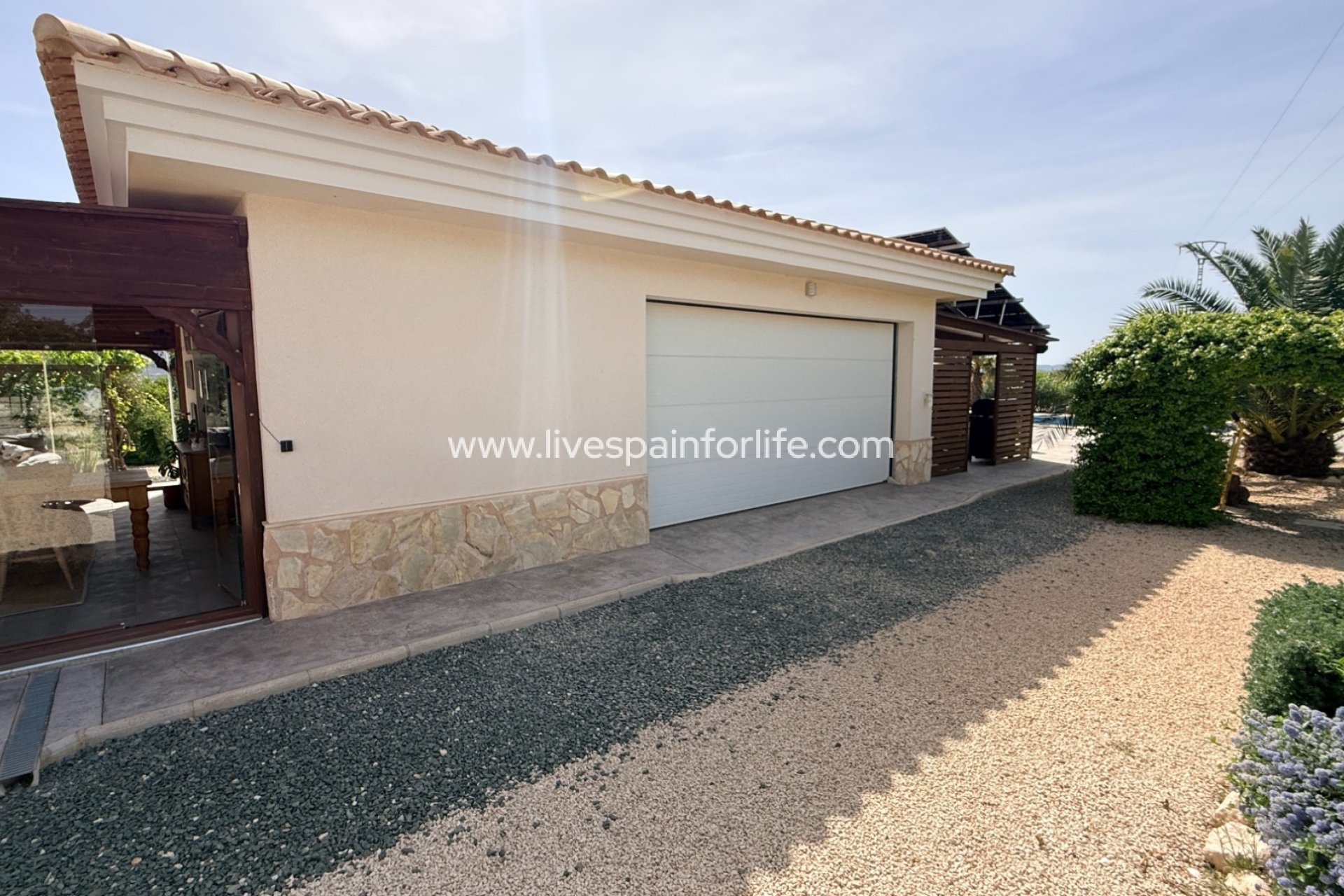 Resale - Villa (detached) -
Pinoso