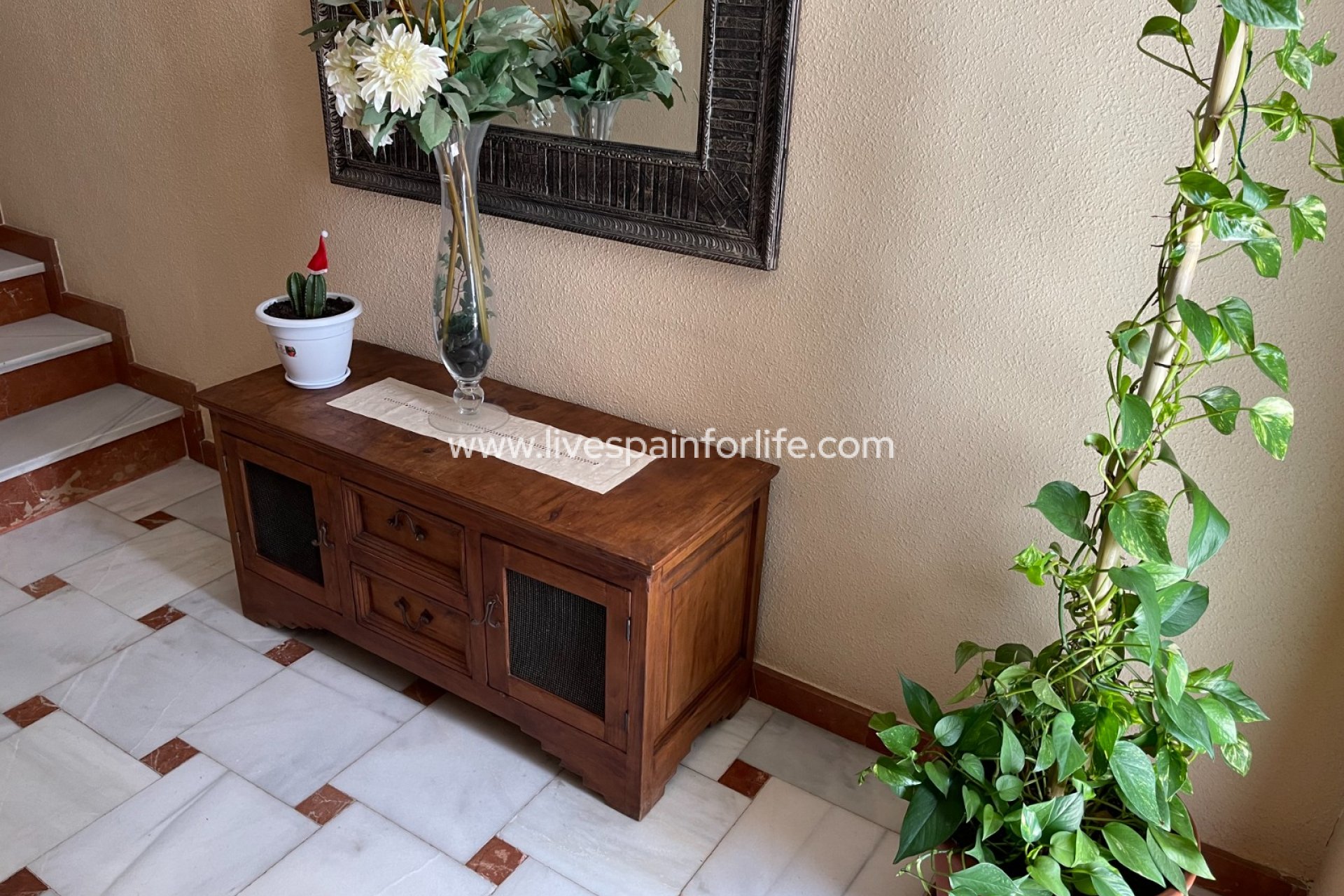 Resale - Villa (detached) -
San Miguel De Salinas - pueblo