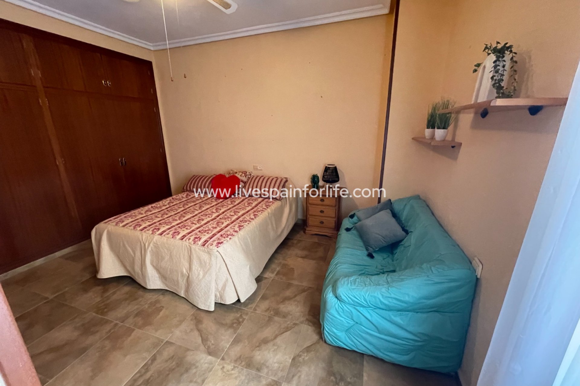 Resale - Villa (detached) -
San Miguel De Salinas - pueblo