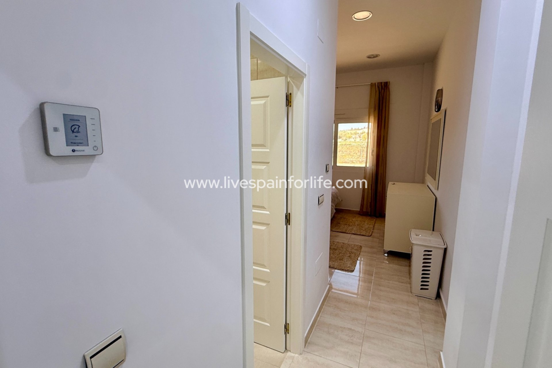 Reventa - 5. Finca / Country Property -
Pinoso