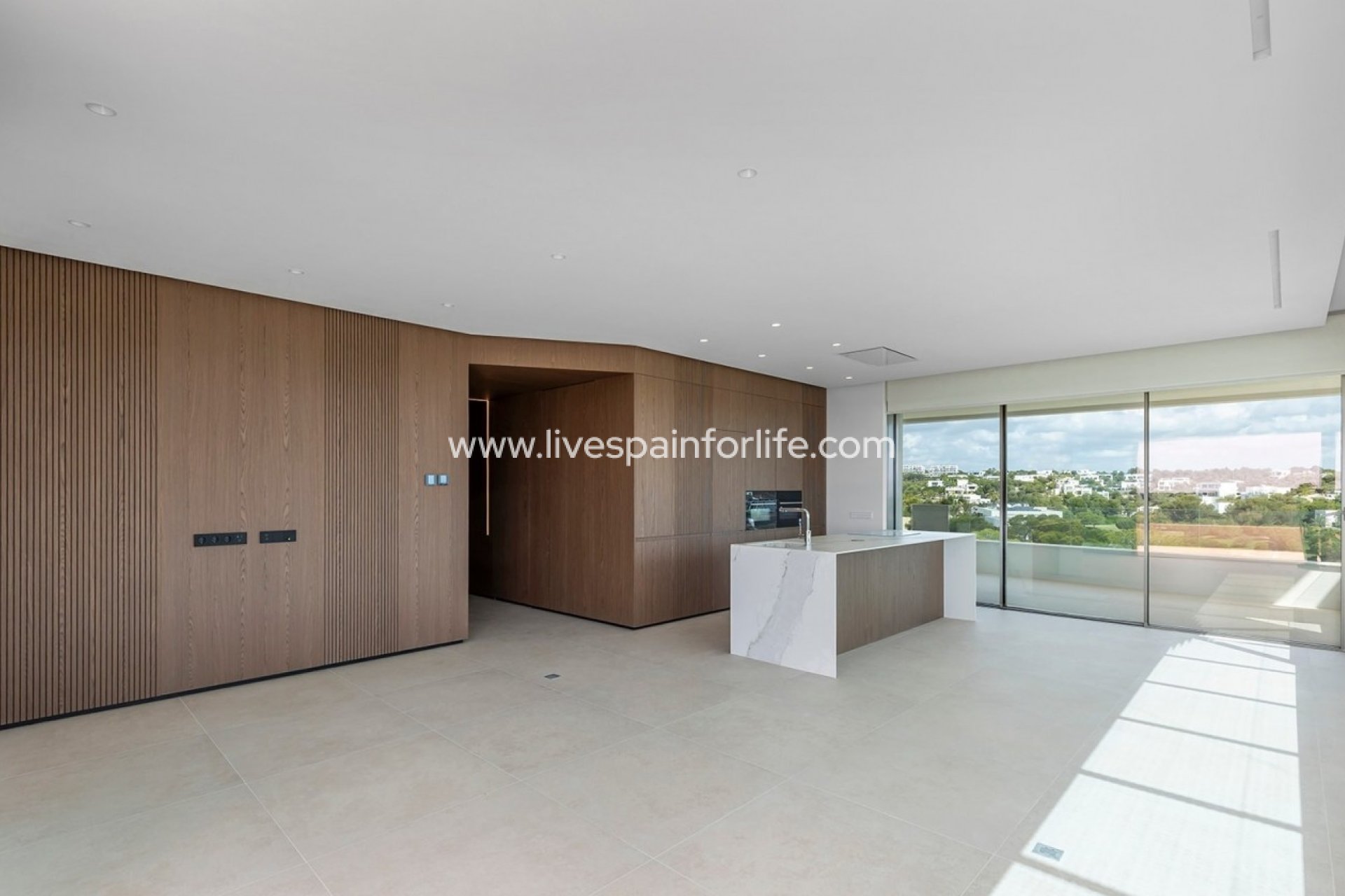 Reventa - Apartments -
Alicante