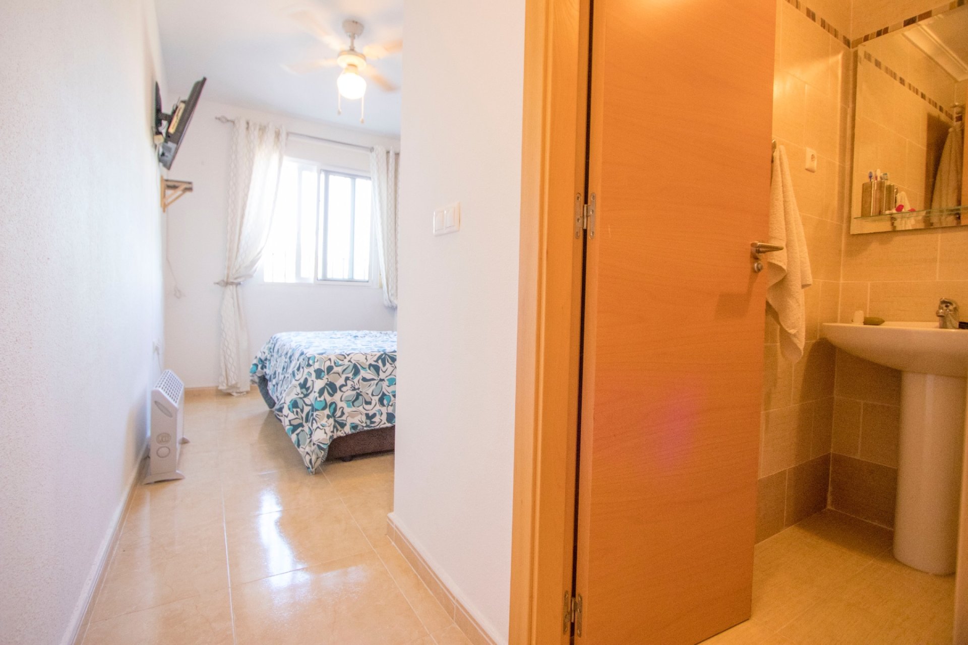 Reventa - Apartments -
Cox