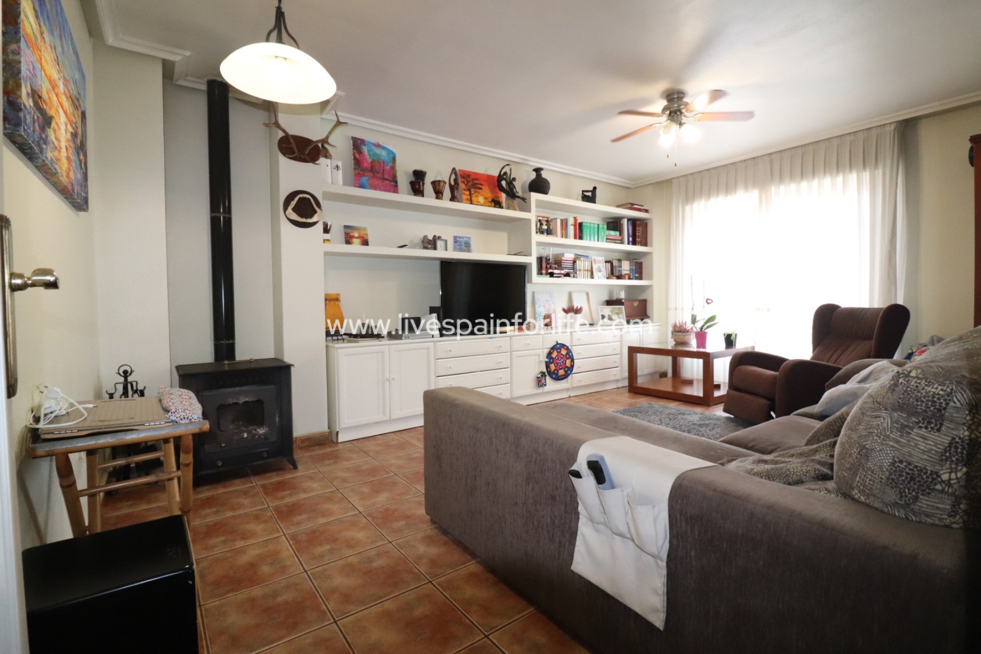 Reventa - Apartments -
Dolores - Dolores - Town