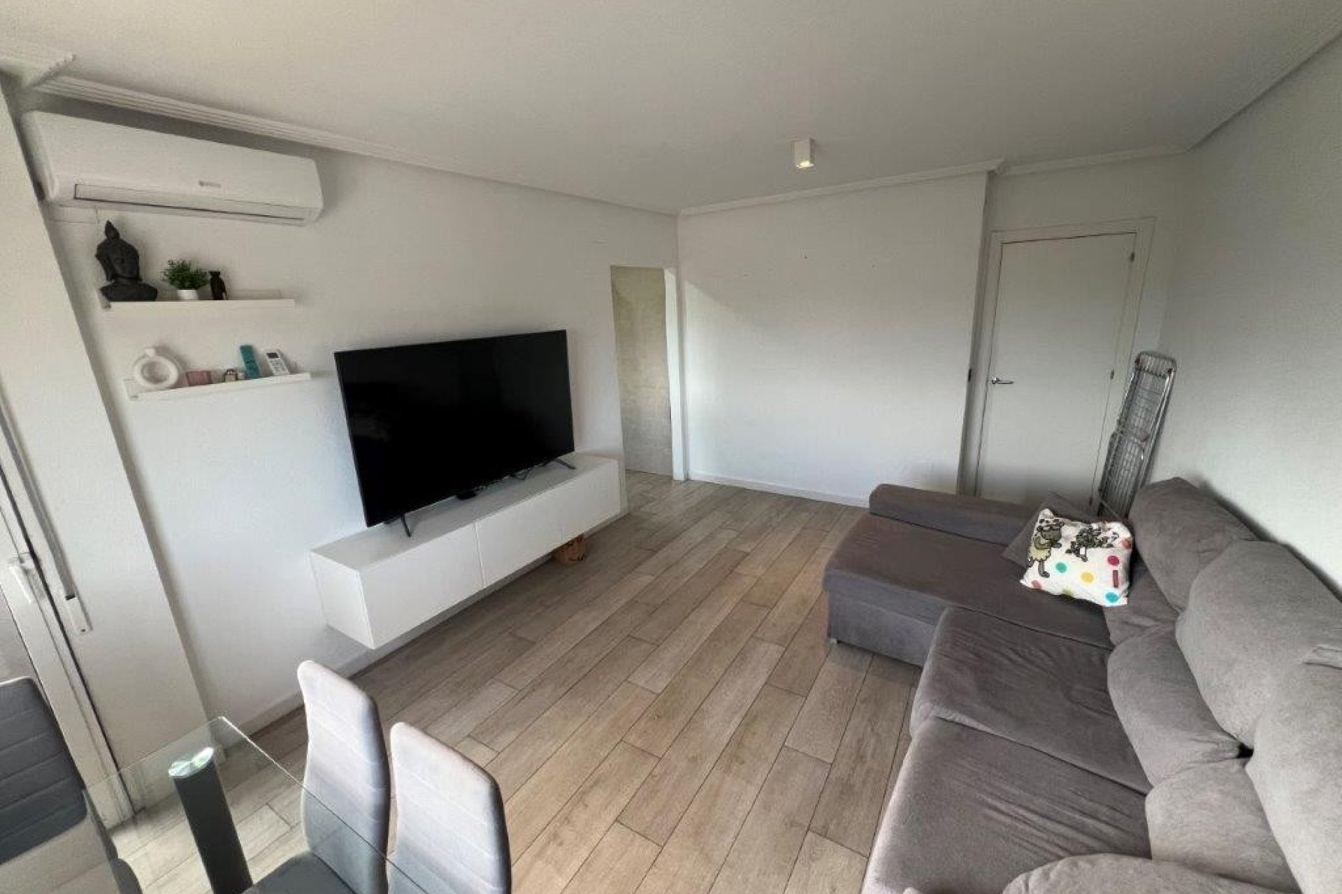 Reventa - Apartments -
Dolores