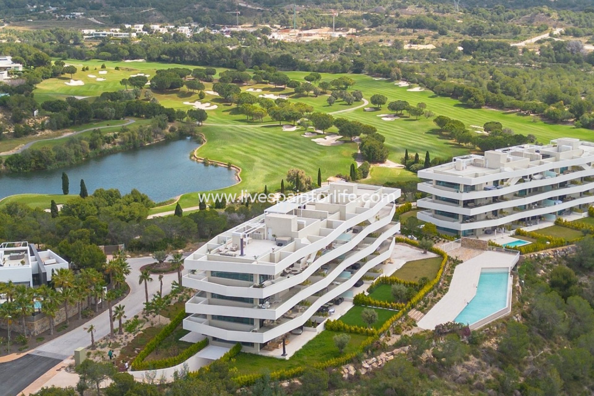 Reventa - Apartments -
Las Colinas Golf Resort - Las Colinas Golf